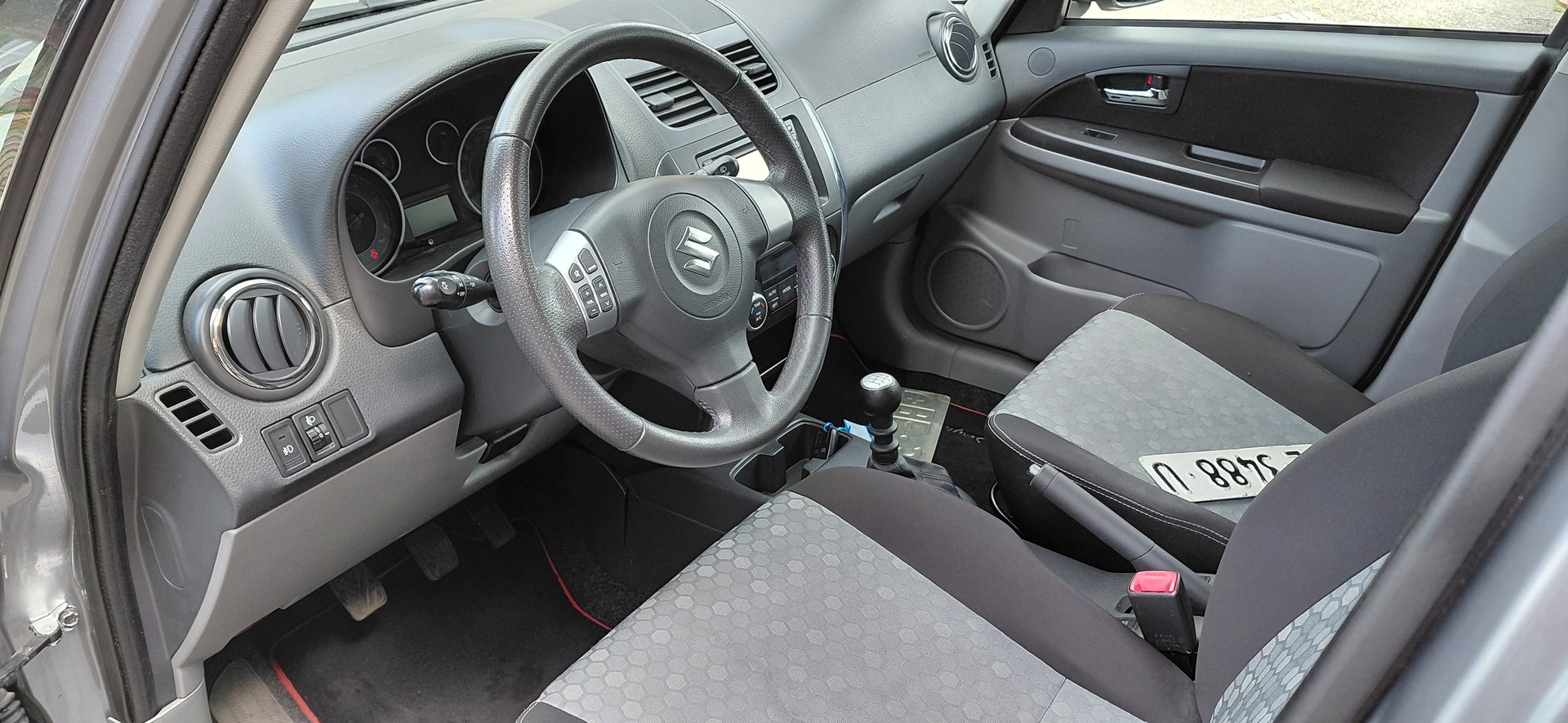 SUZUKI SX4 2.0 TD GL Top Sergio Cellano 4WD-image-7