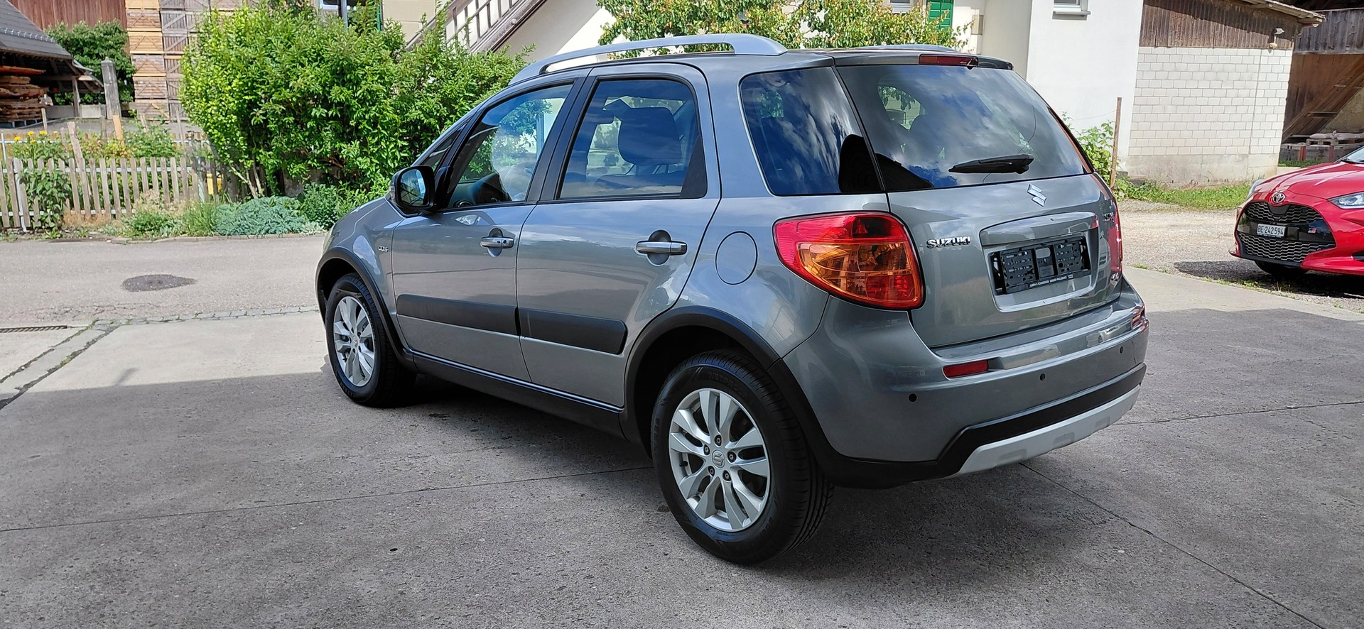 SUZUKI SX4 2.0 TD GL Top Sergio Cellano 4WD-image-2