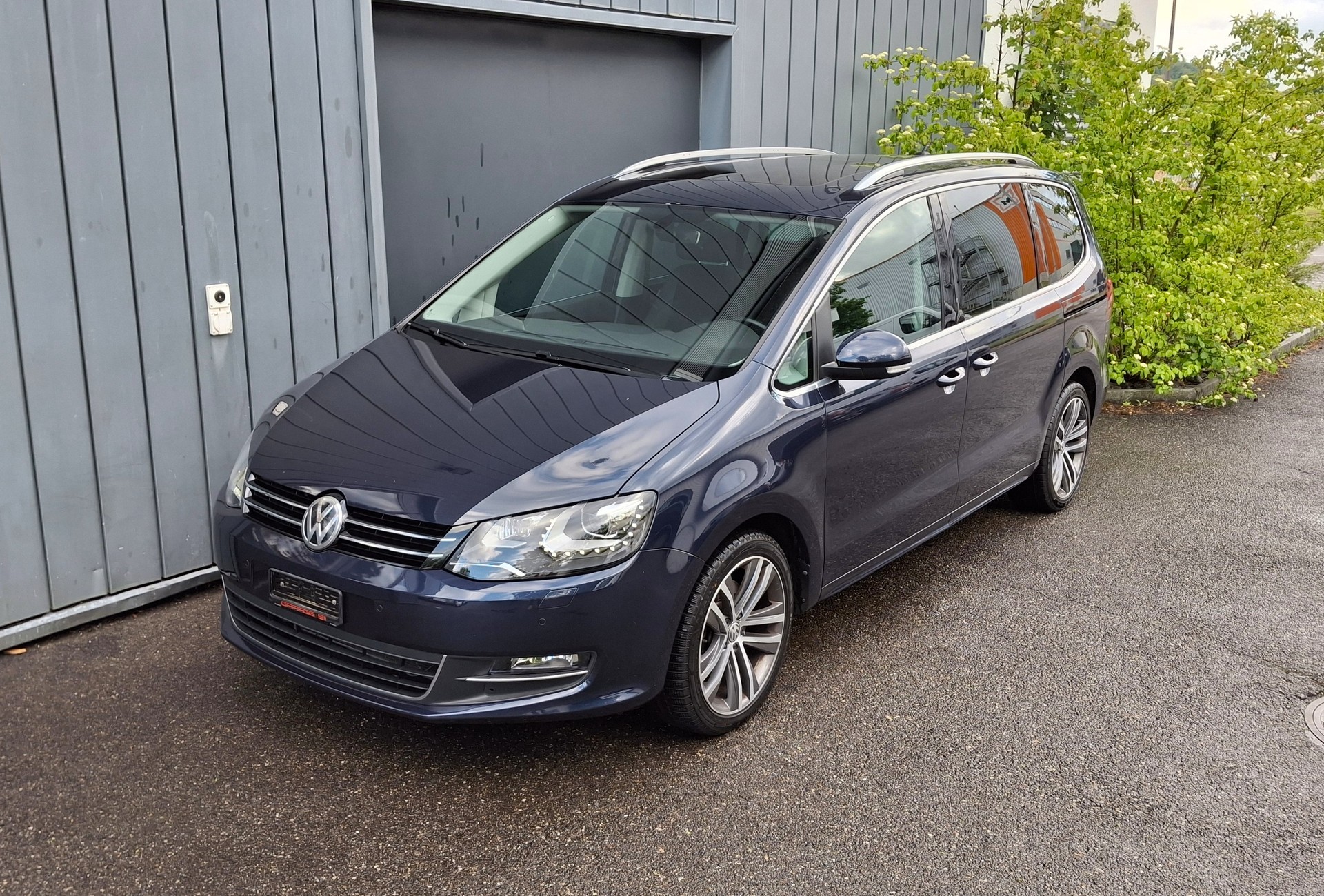 VW Sharan 2.0 TDI BMT Comfortline DSG-image-2