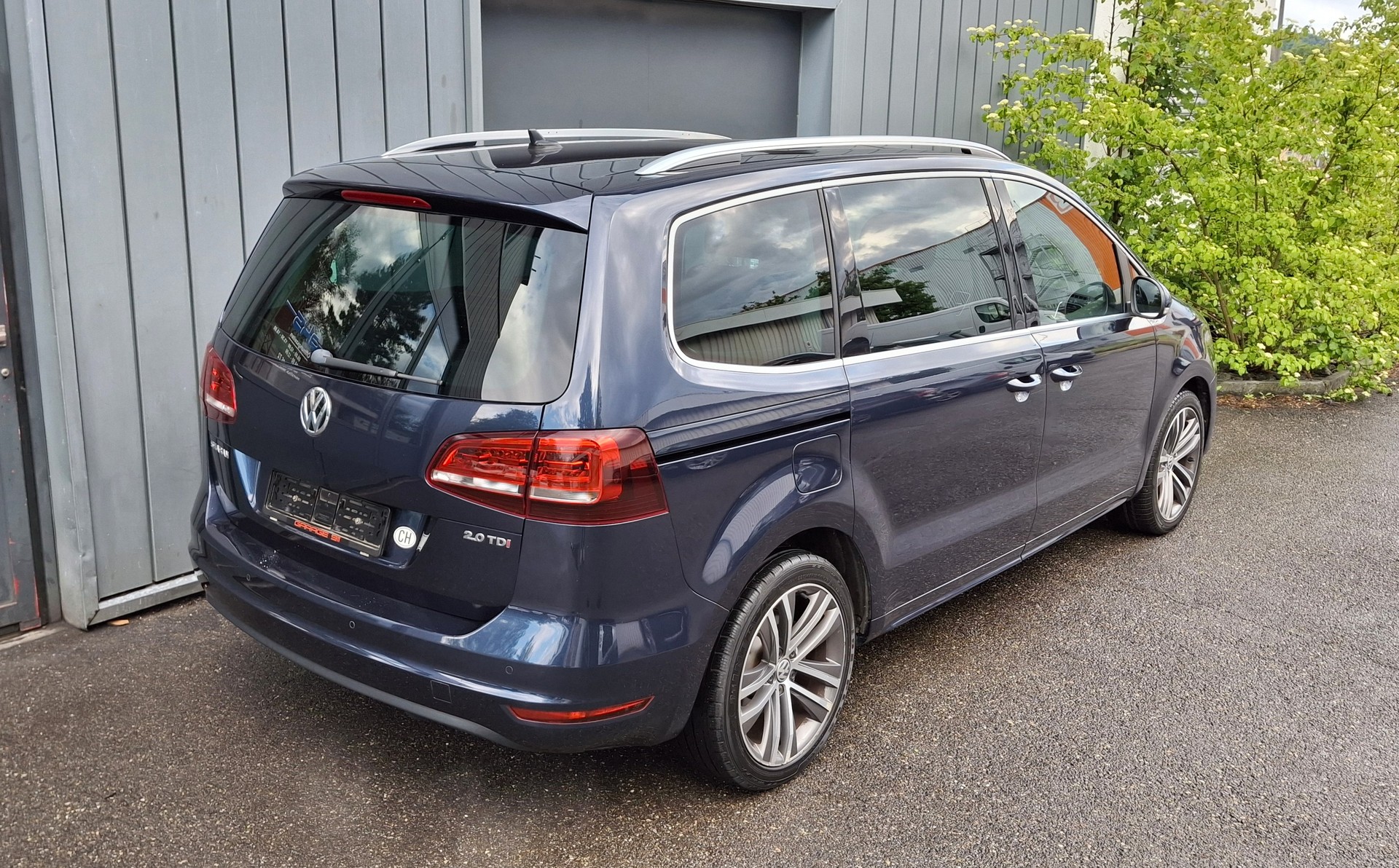 VW Sharan 2.0 TDI BMT Comfortline DSG-image-6