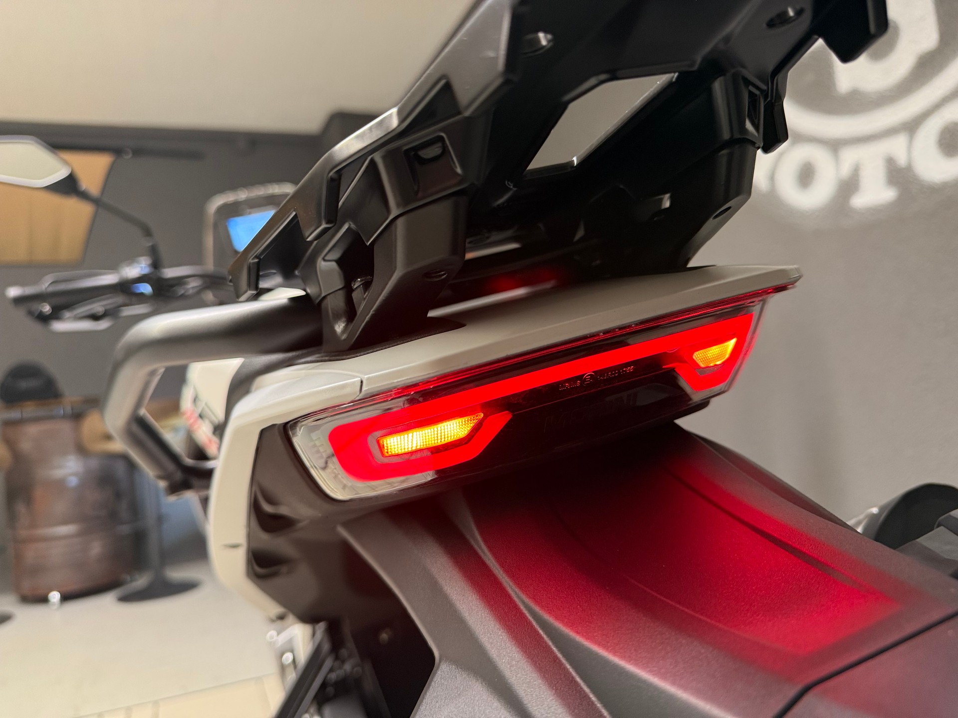 MOTO MORINI ALLTHRIKE 450 - HIGH EQUIPPED-image-13