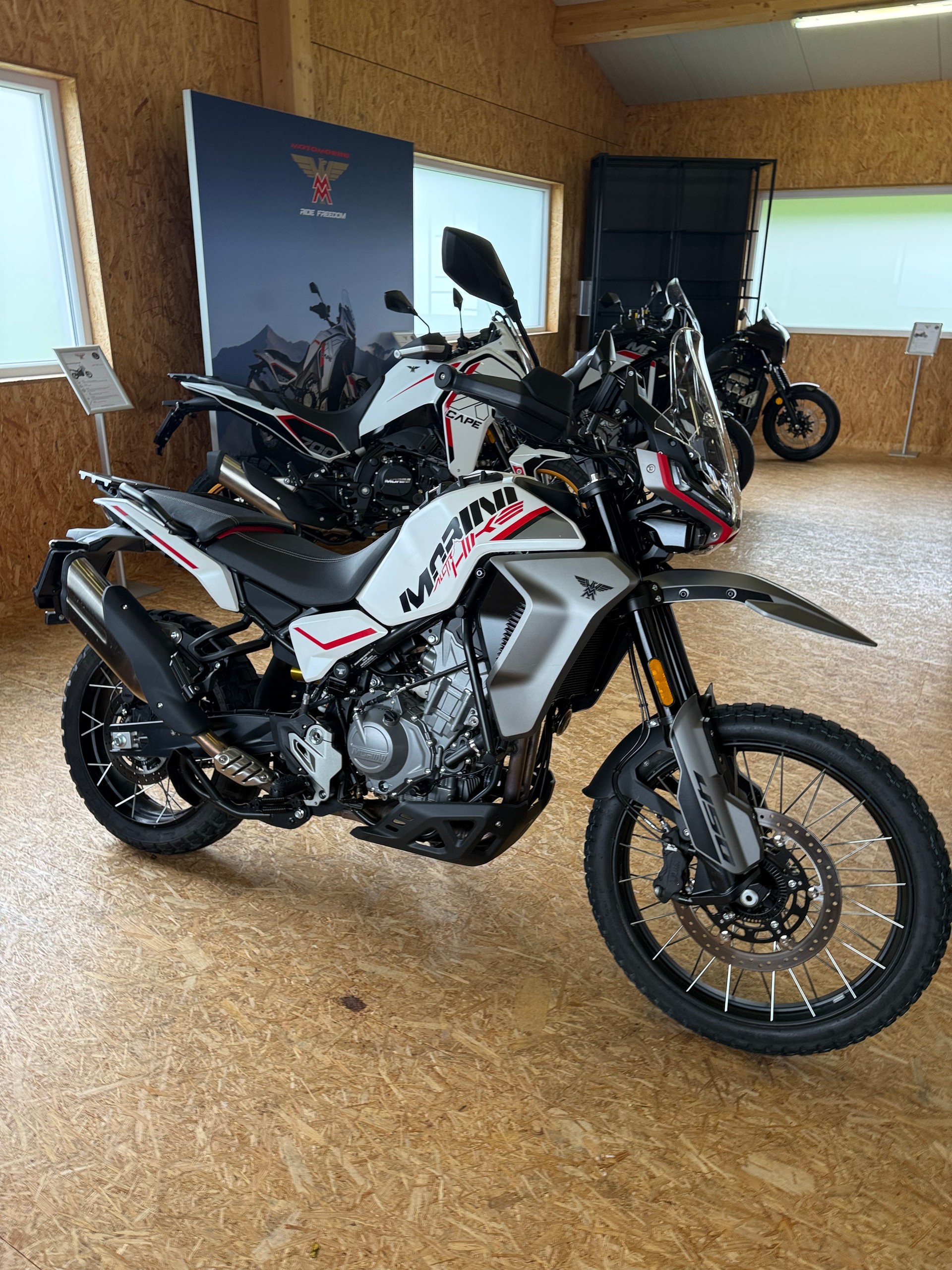 MOTO MORINI ALLTHRIKE 450 - HIGH EQUIPPED-image-1