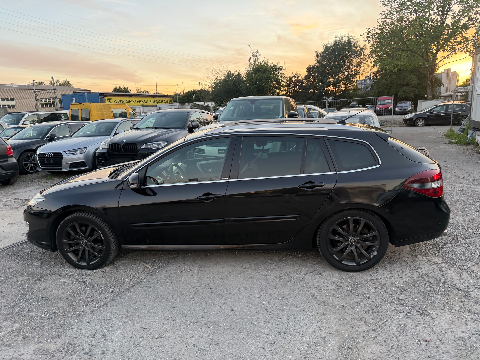 RENAULT Laguna Grandtour 2.0 dCi GT 4 Control-image-8