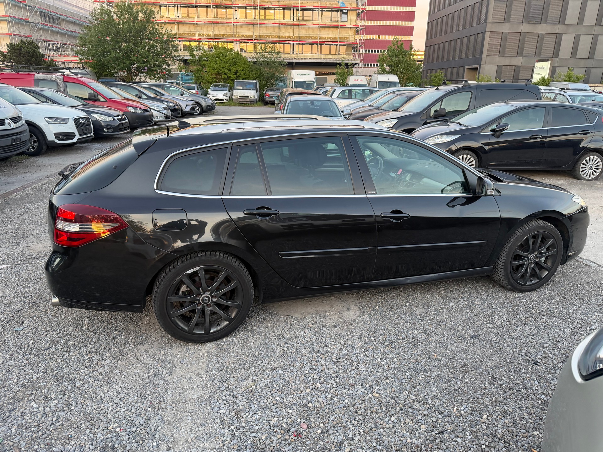RENAULT Laguna Grandtour 2.0 dCi GT 4 Control-image-4