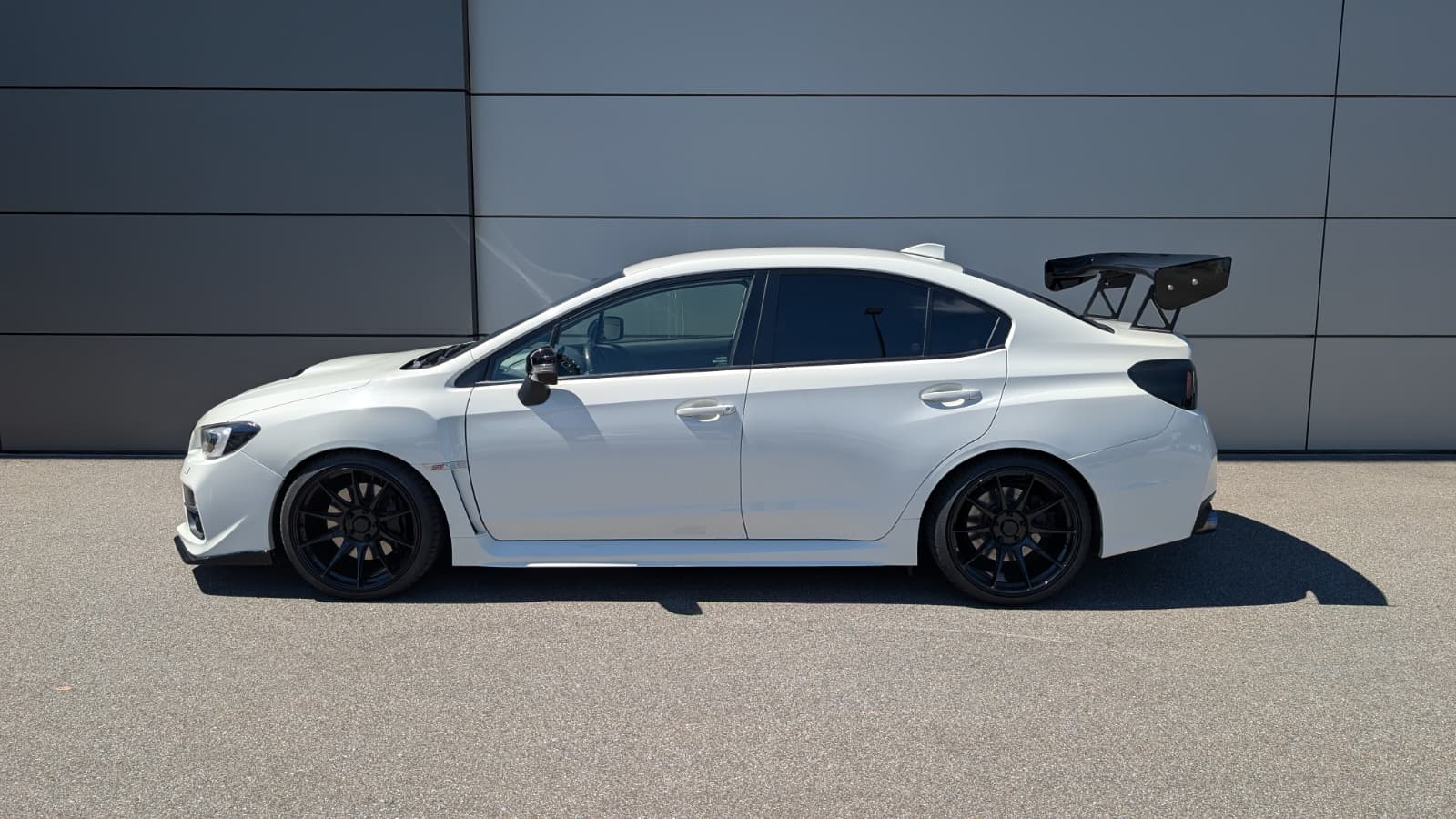 SUBARU WRX STI-image-1