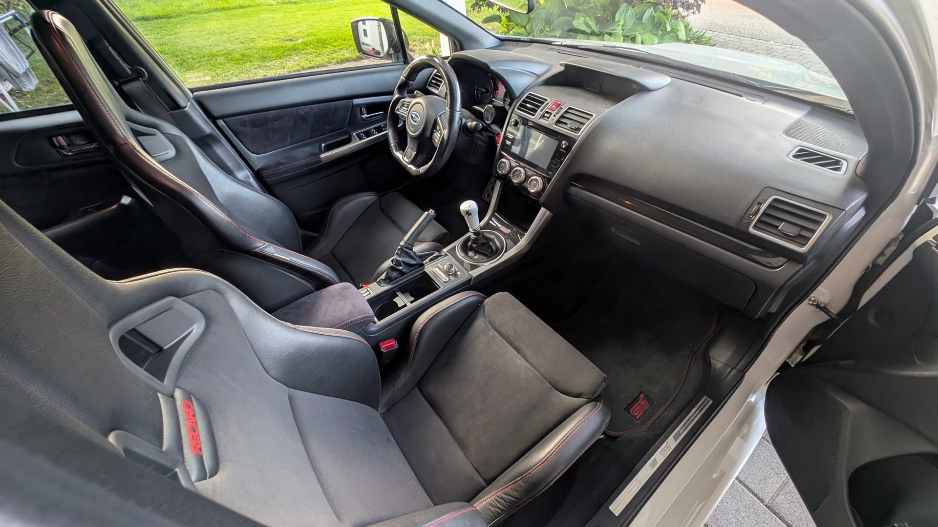 SUBARU WRX STI-image-13