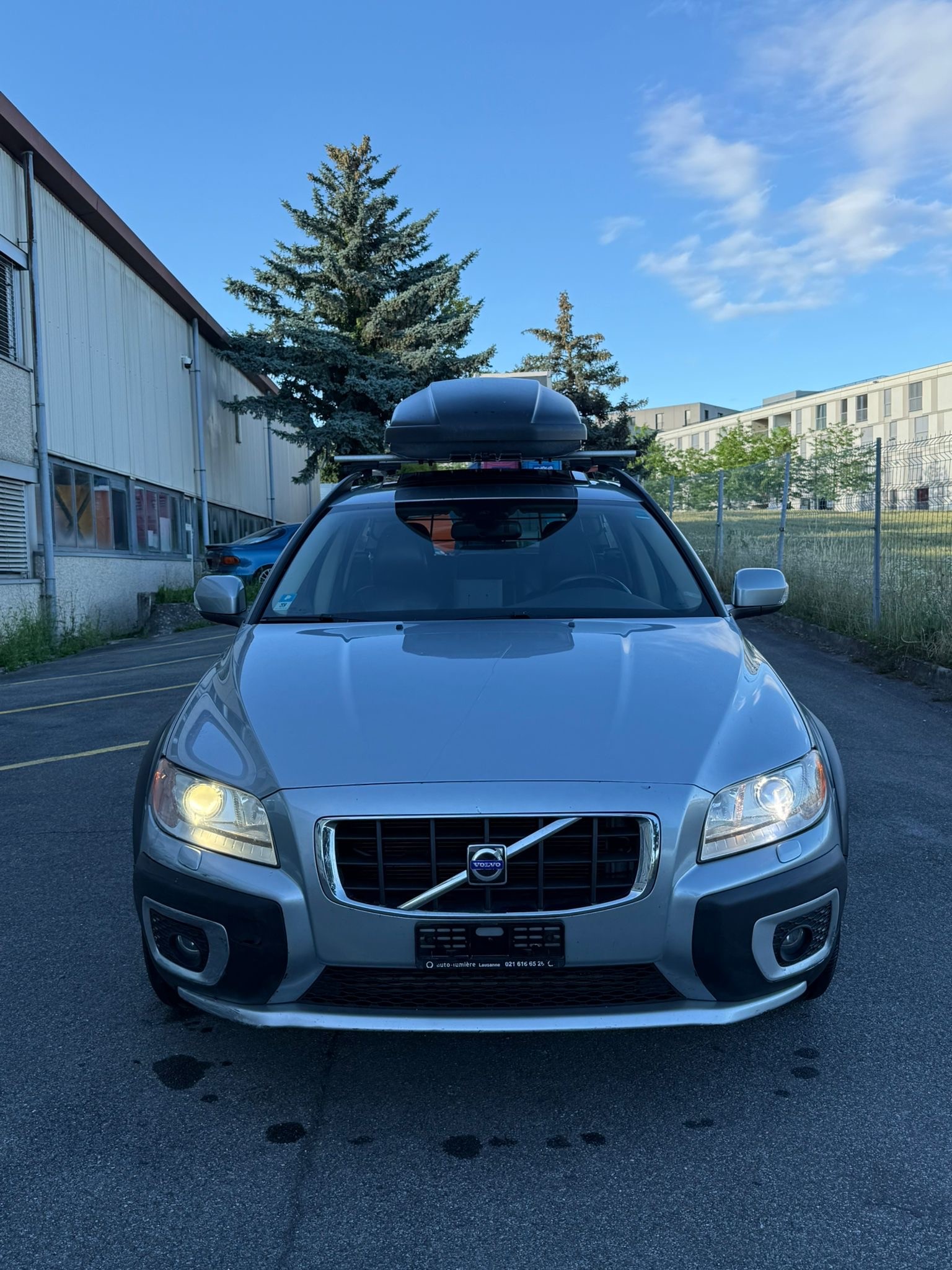 VOLVO XC70 D5 AWD Summum Geartronic-image-1
