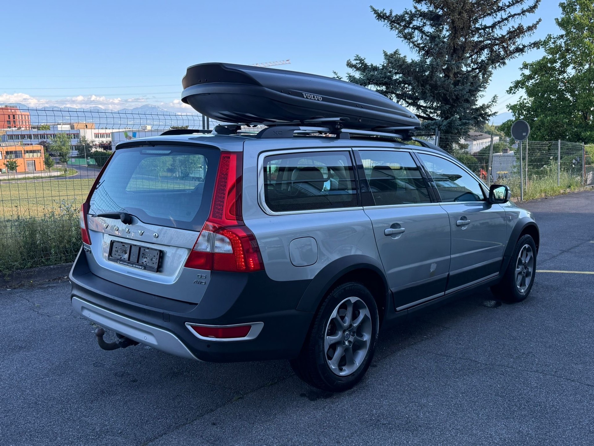 VOLVO XC70 D5 AWD Summum Geartronic-image-5