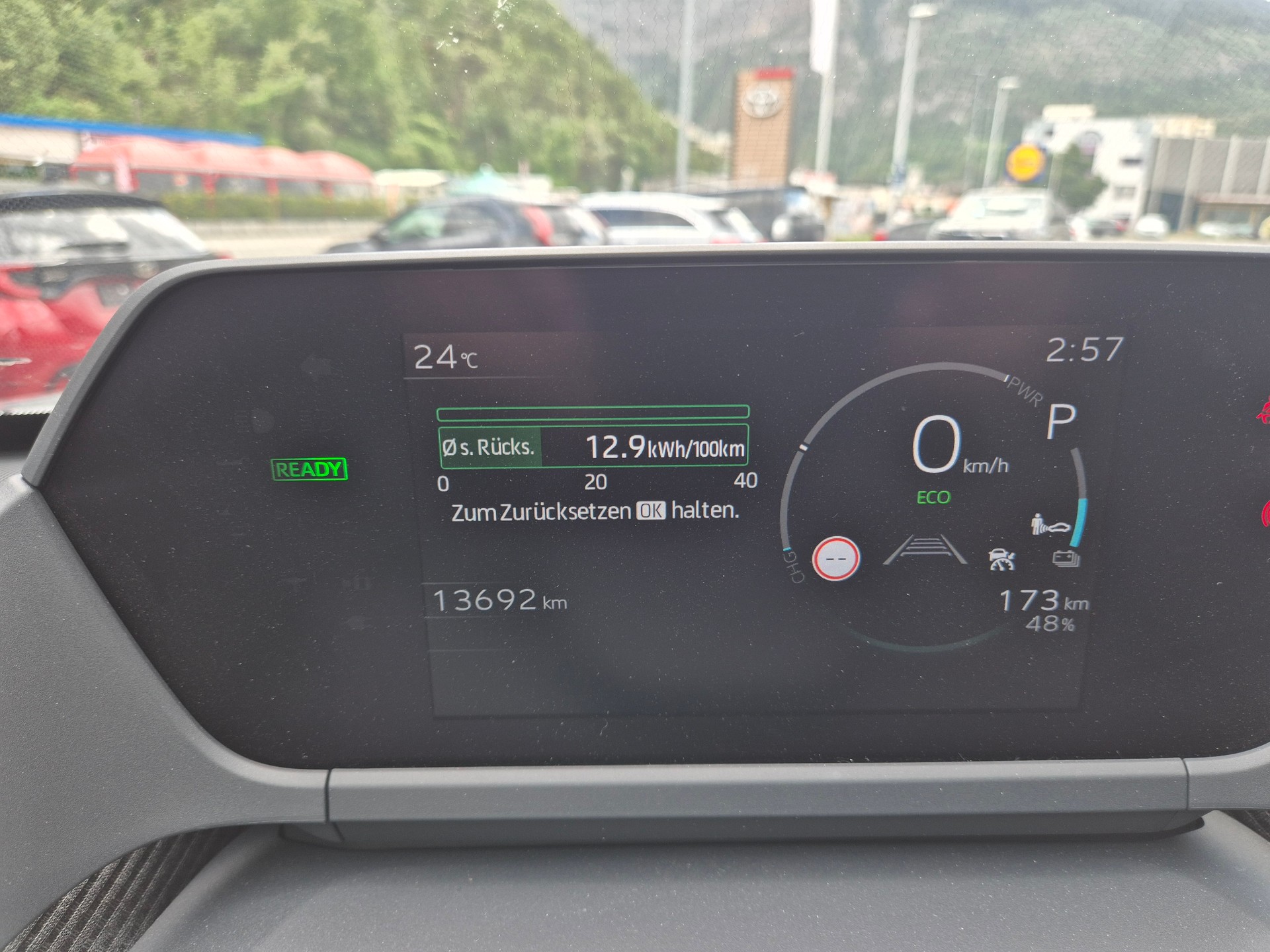 TOYOTA bZ4X Premium 71,4 kWh 4WD-image-7