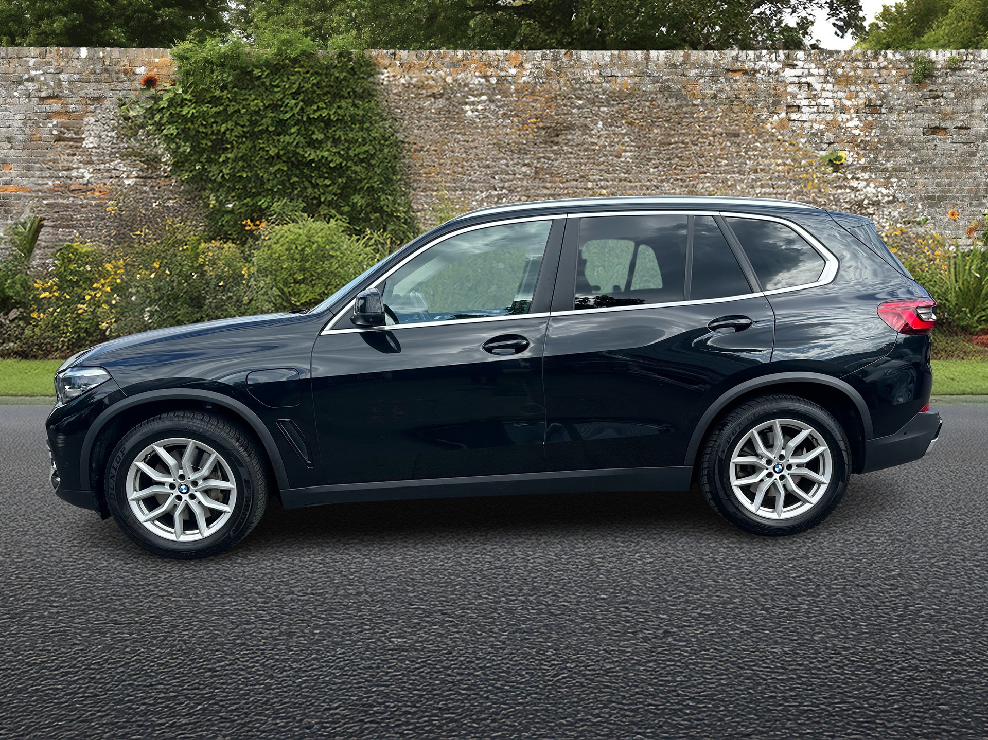 BMW X5 xDrive45e xLine Steptronic-image-1