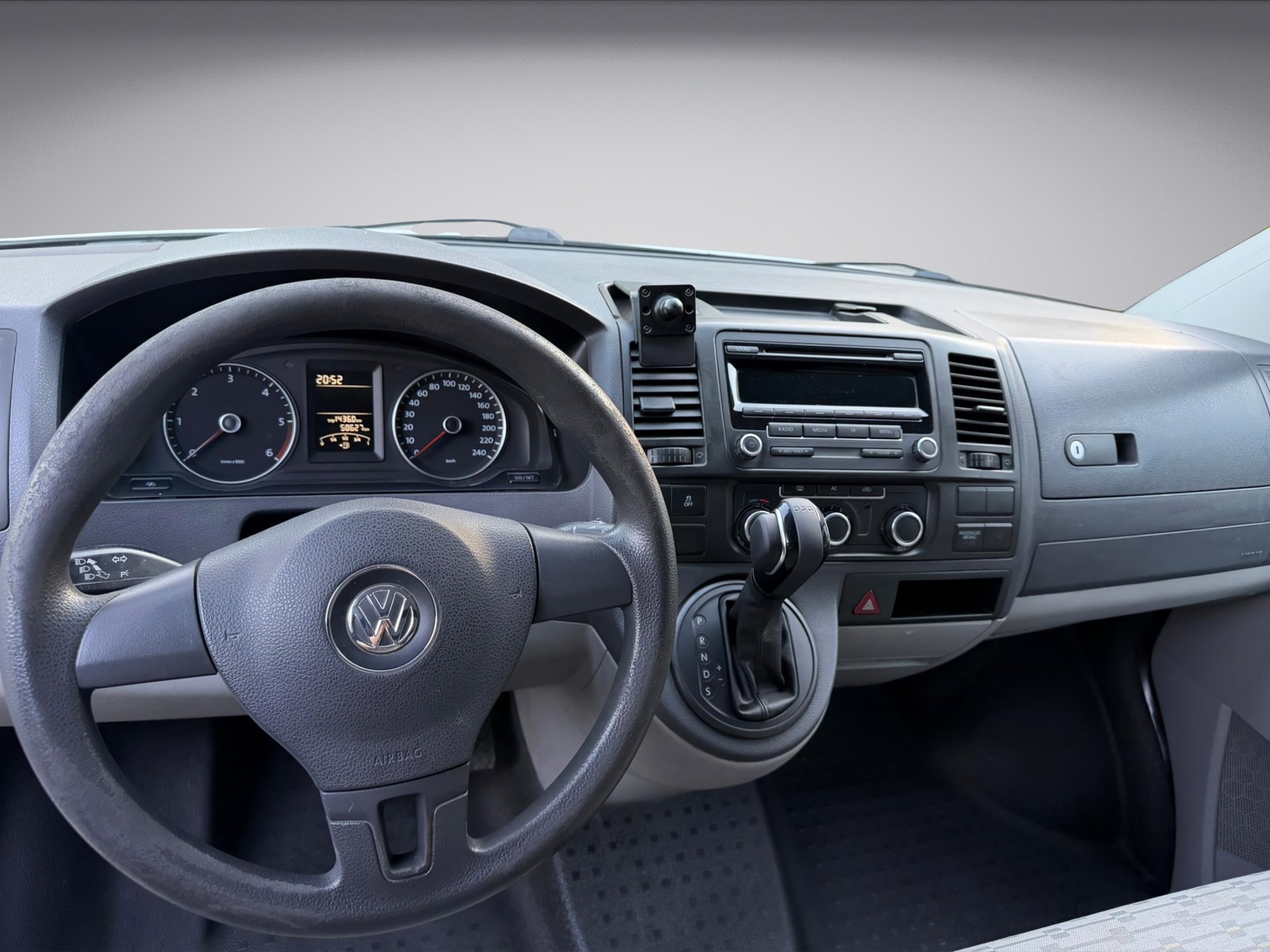 VW T5 2.0 TDI DSG * Sortimo * Nutzlast 1179kg * Klima * 3 Sitzer * Automat *-image-7