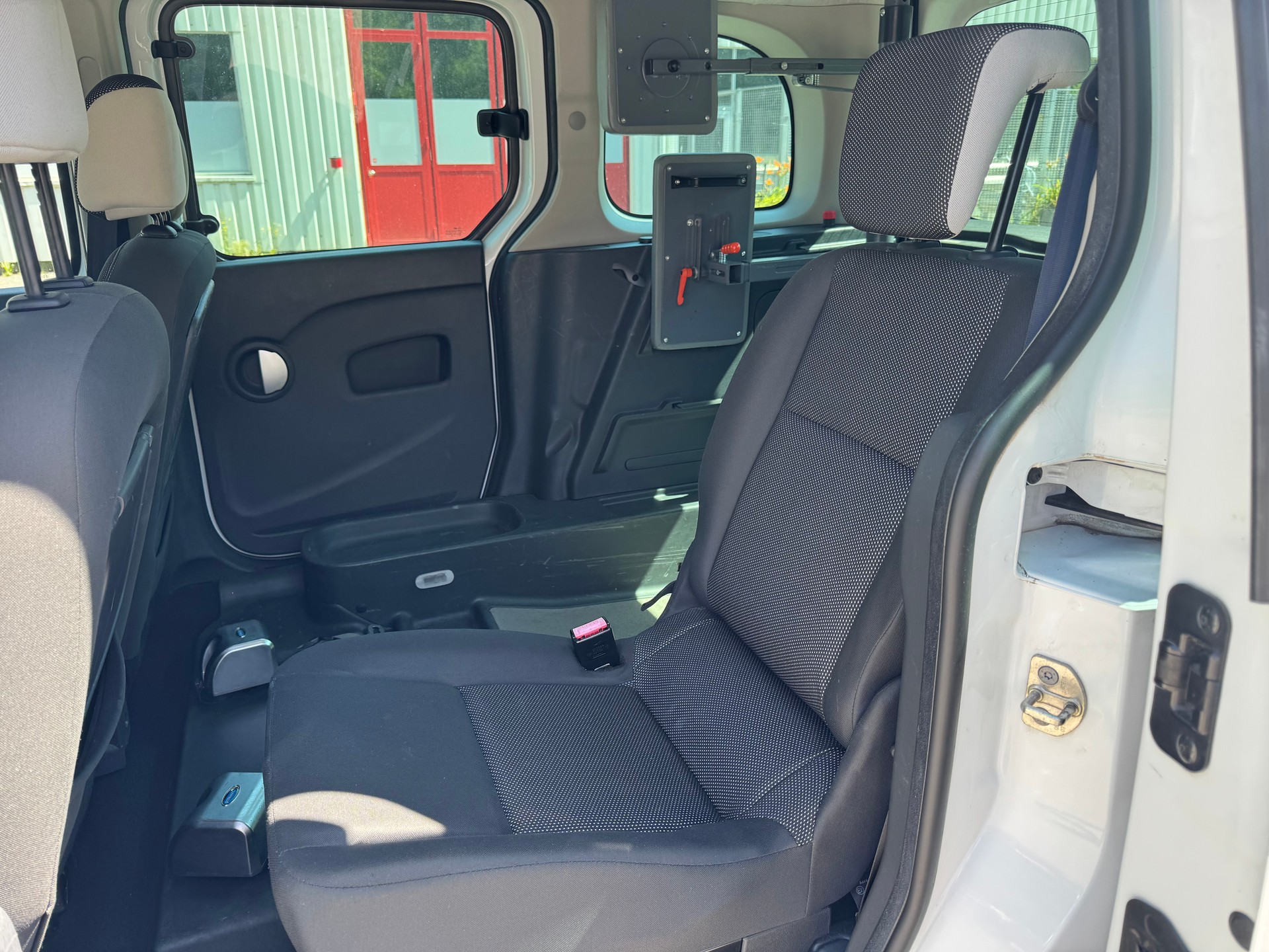 RENAULT Kangoo 1.6 16V *** Rampe handicapé**+-image-10