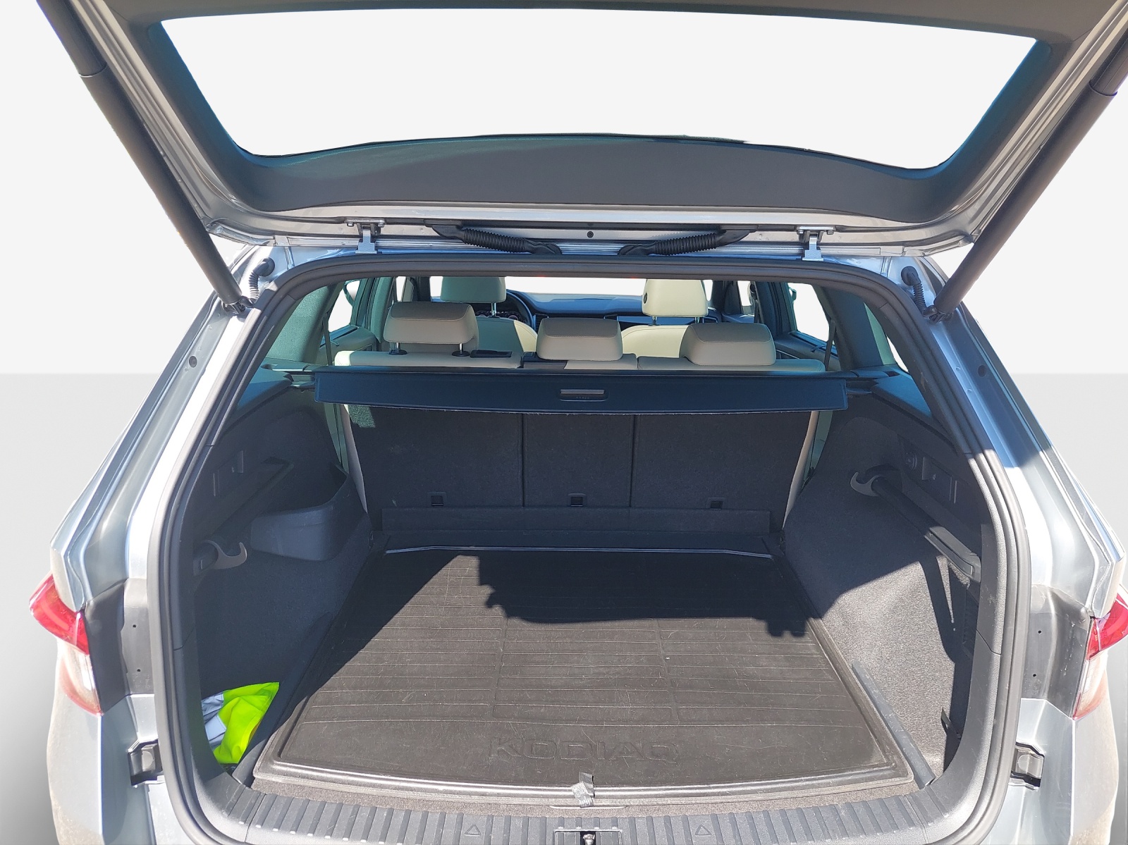 SKODA Kodiaq 2.0 TSI 4x4 L&K-image-12