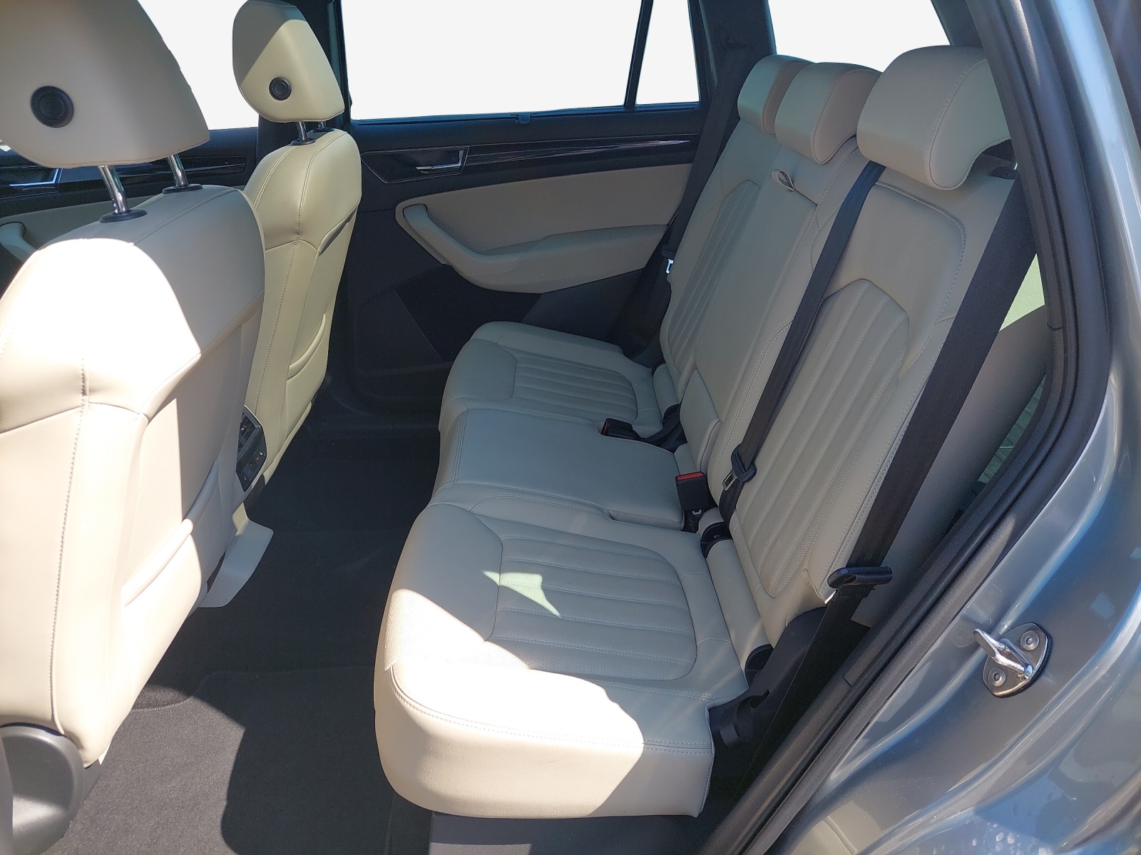 SKODA Kodiaq 2.0 TSI 4x4 L&K-image-11