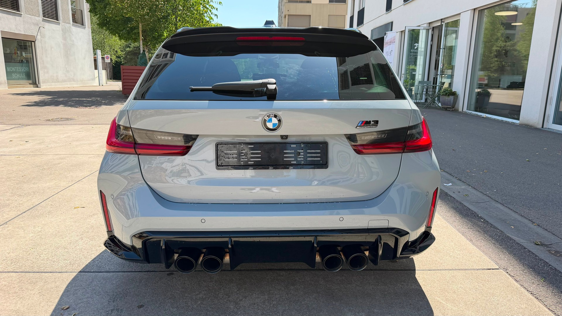 BMW M3 Touring xDrive Competition M-image-4