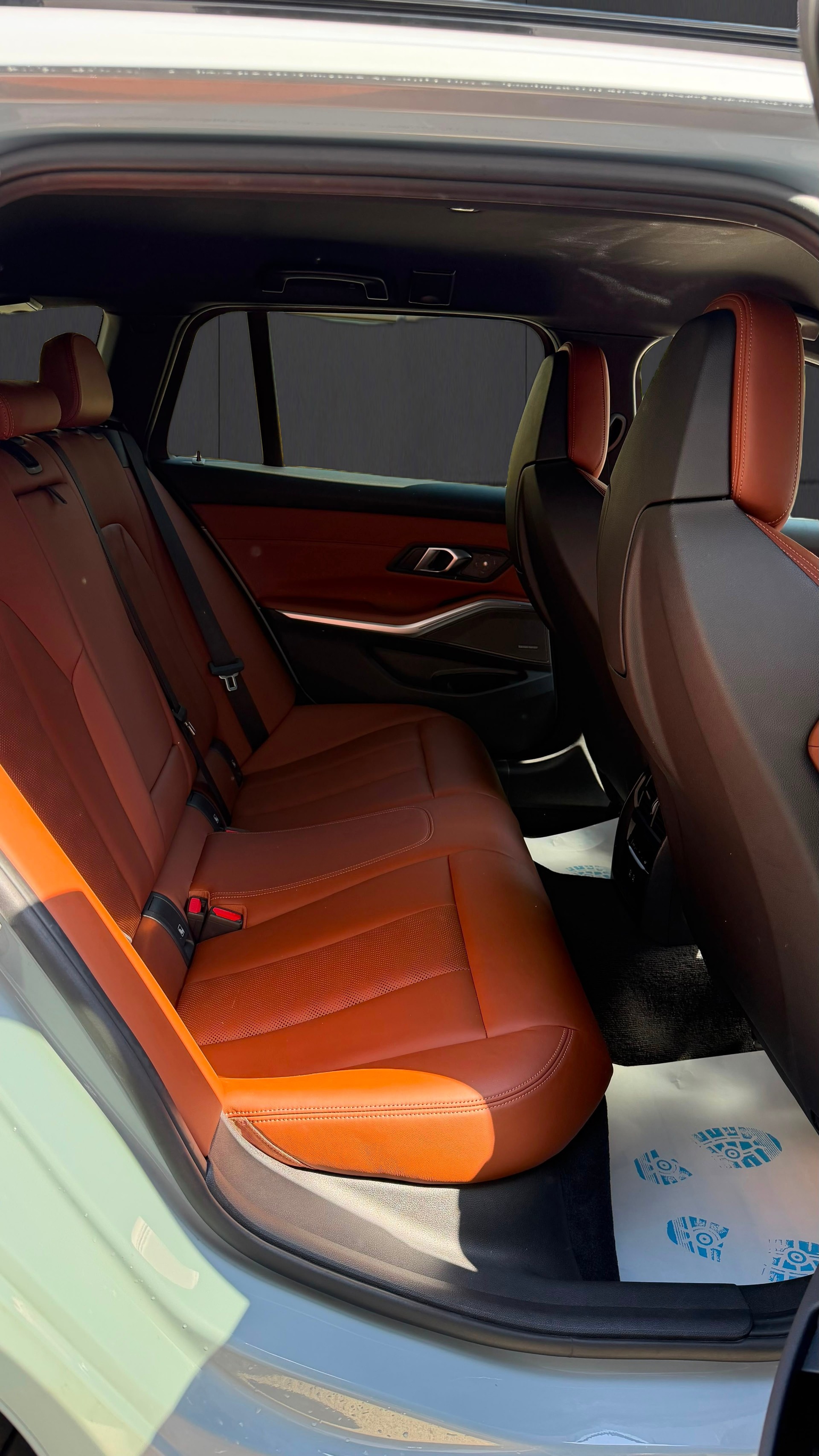 BMW M3 Touring xDrive Competition M-image-16