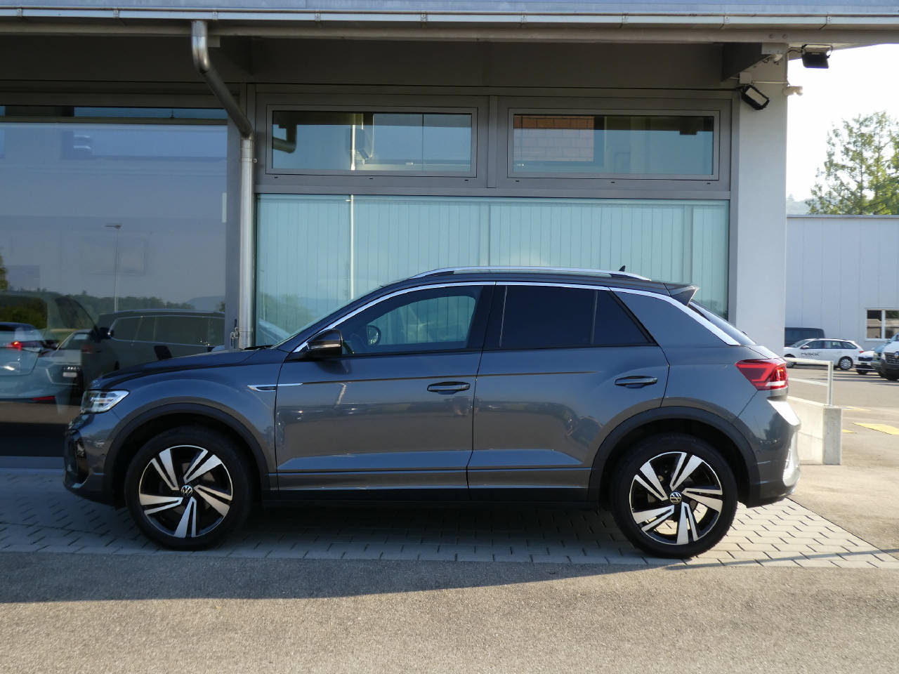 VW T-Roc 1.5 TSI EVO R-Line DSG-image-6