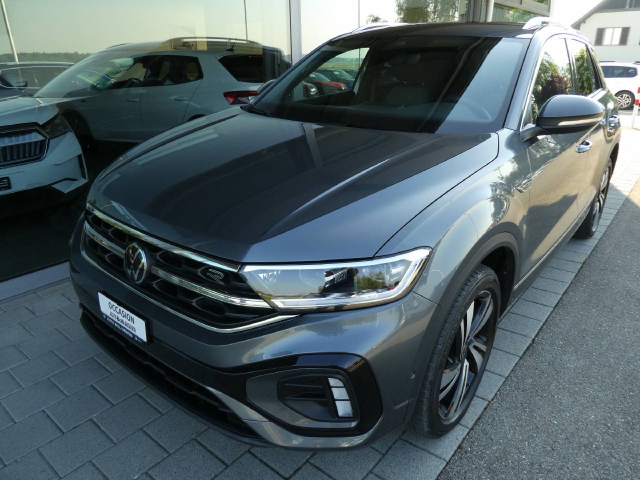 VW T-Roc 1.5 TSI EVO R-Line DSG-image-1