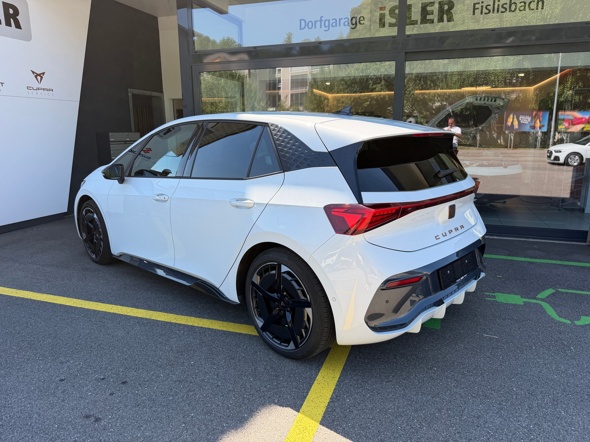 CUPRA Born 77 kWh e-Boost-image-3