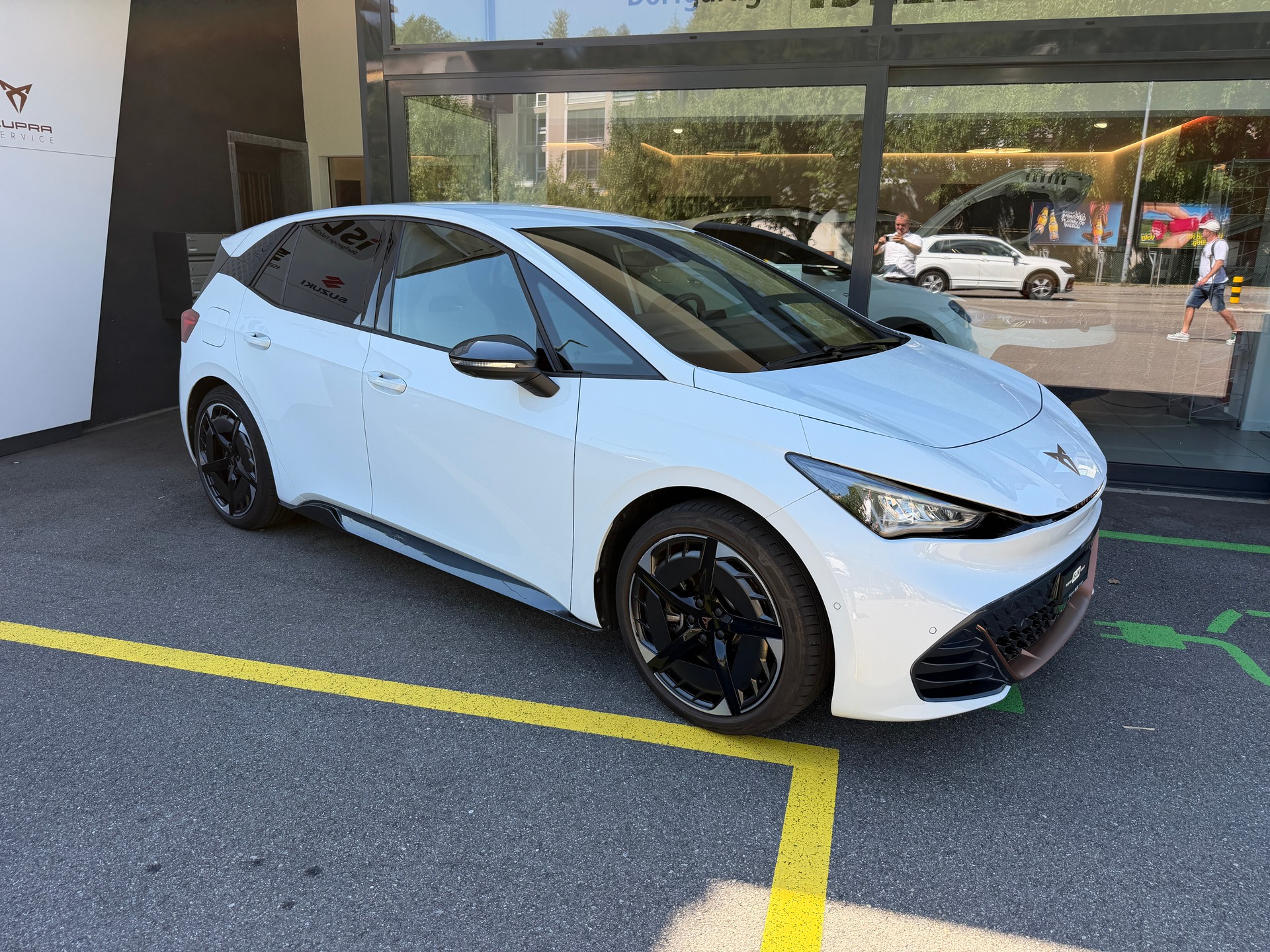 CUPRA Born 77 kWh e-Boost-image-0