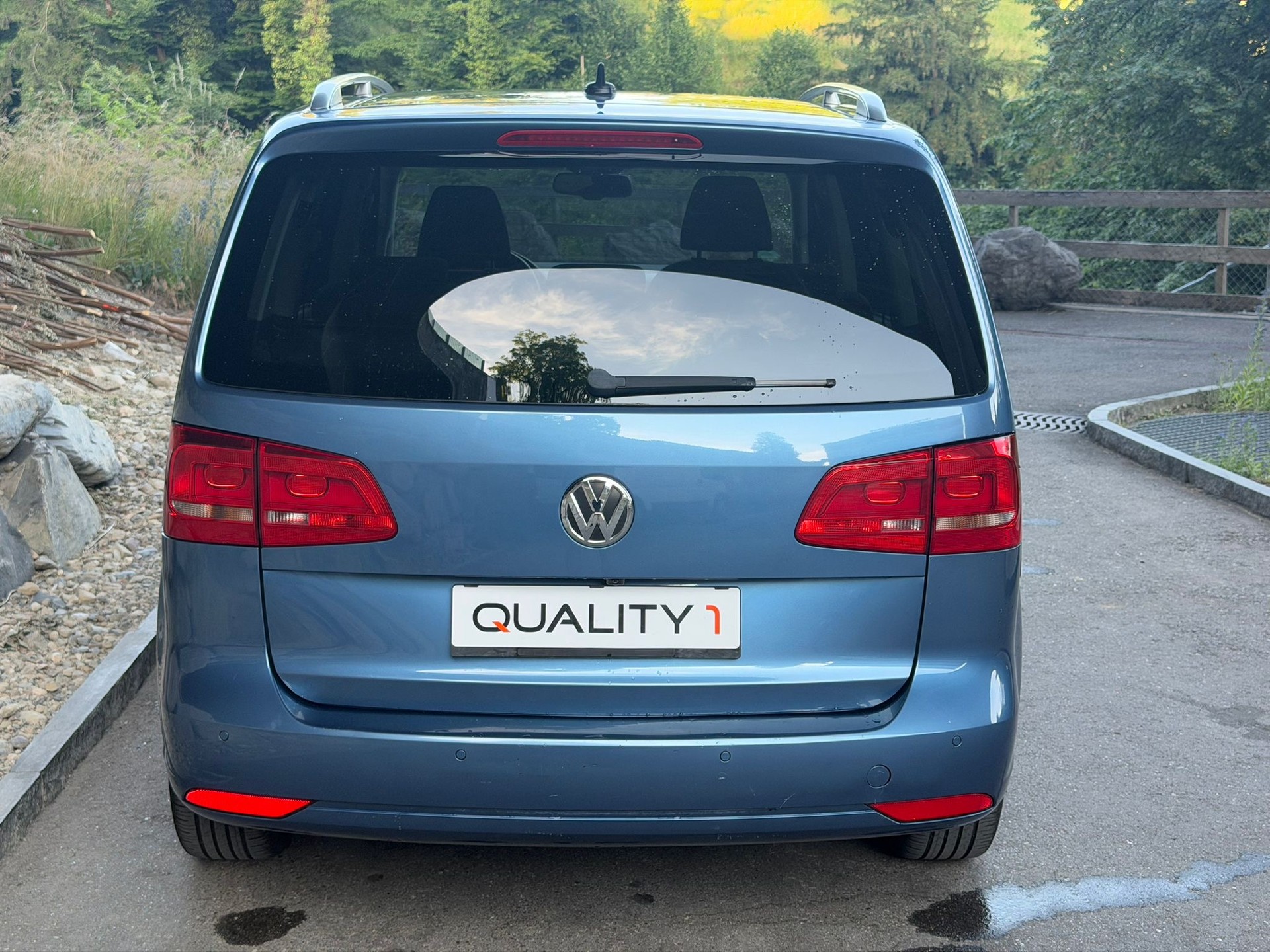 VW Touran 1.6 TDI Highline DSG-image-3