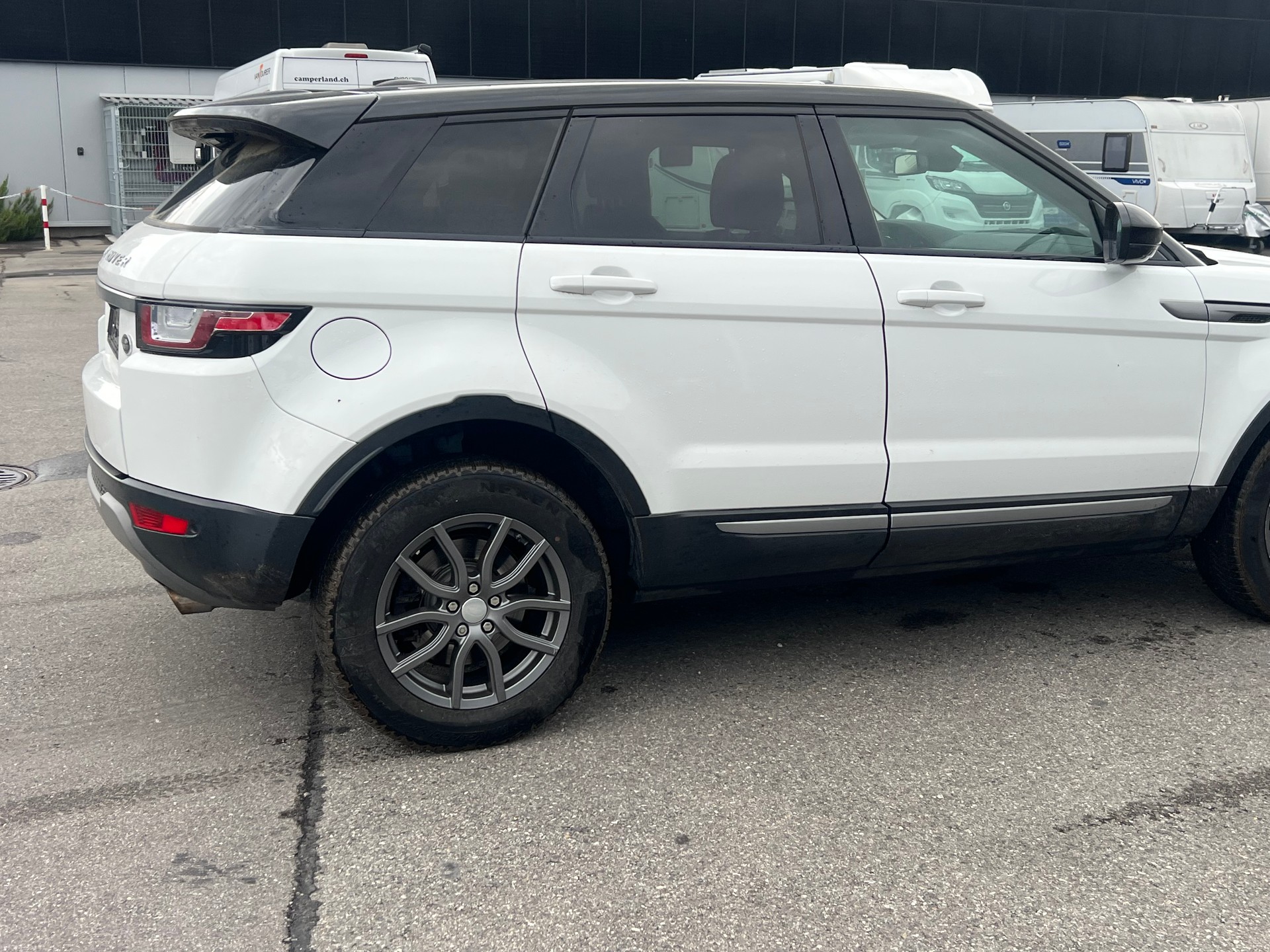 LAND ROVER Range Rover Evoque 2.0 TD4 HSE-image-3