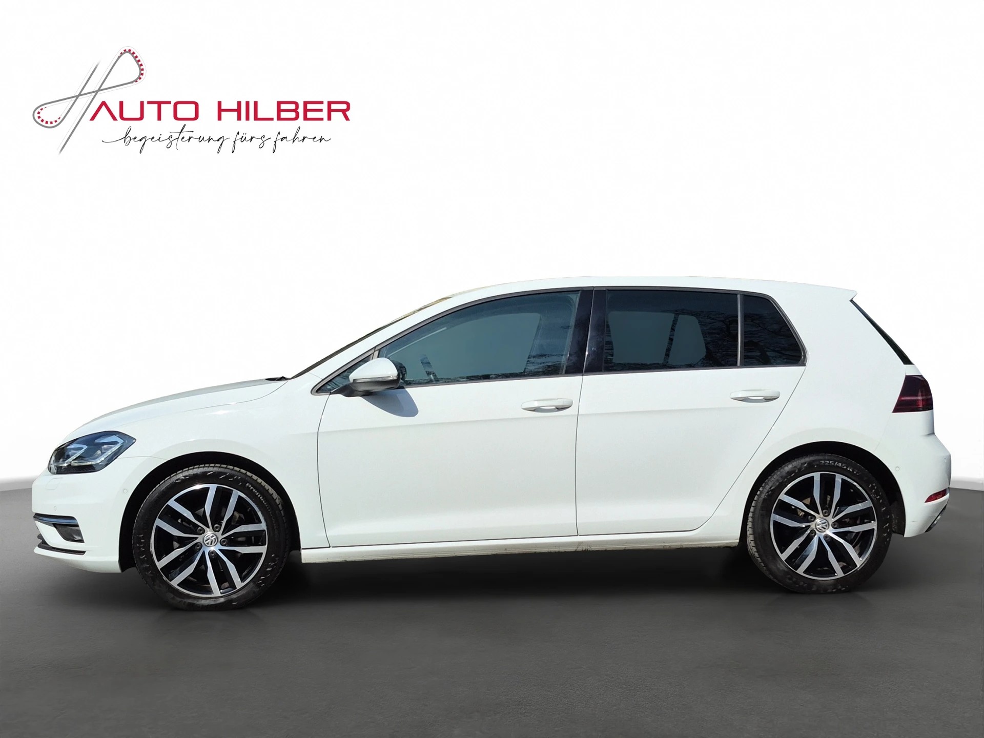 VW Golf 1.5 TSI EVO DSG *Carplay/RF-Kamera*-image-1