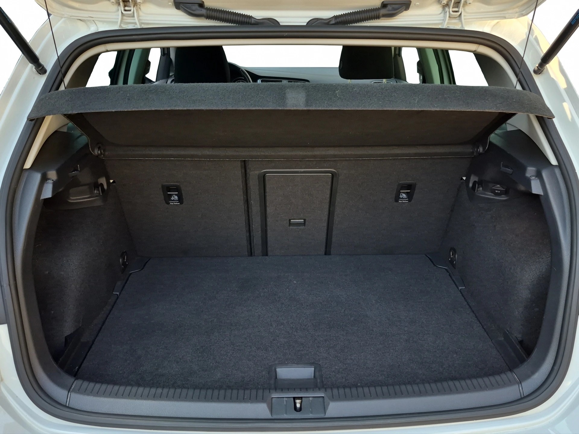 VW Golf 1.5 TSI EVO DSG *Carplay/RF-Kamera*-image-10