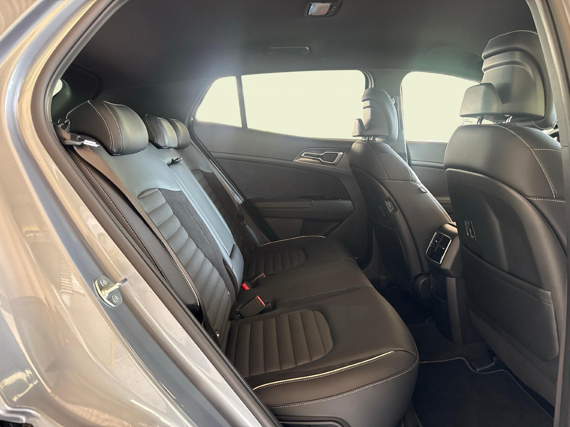 KIA Sportage 1.6 T-GDi PHEV GT-Line - Ruote invernali incluse-image-10