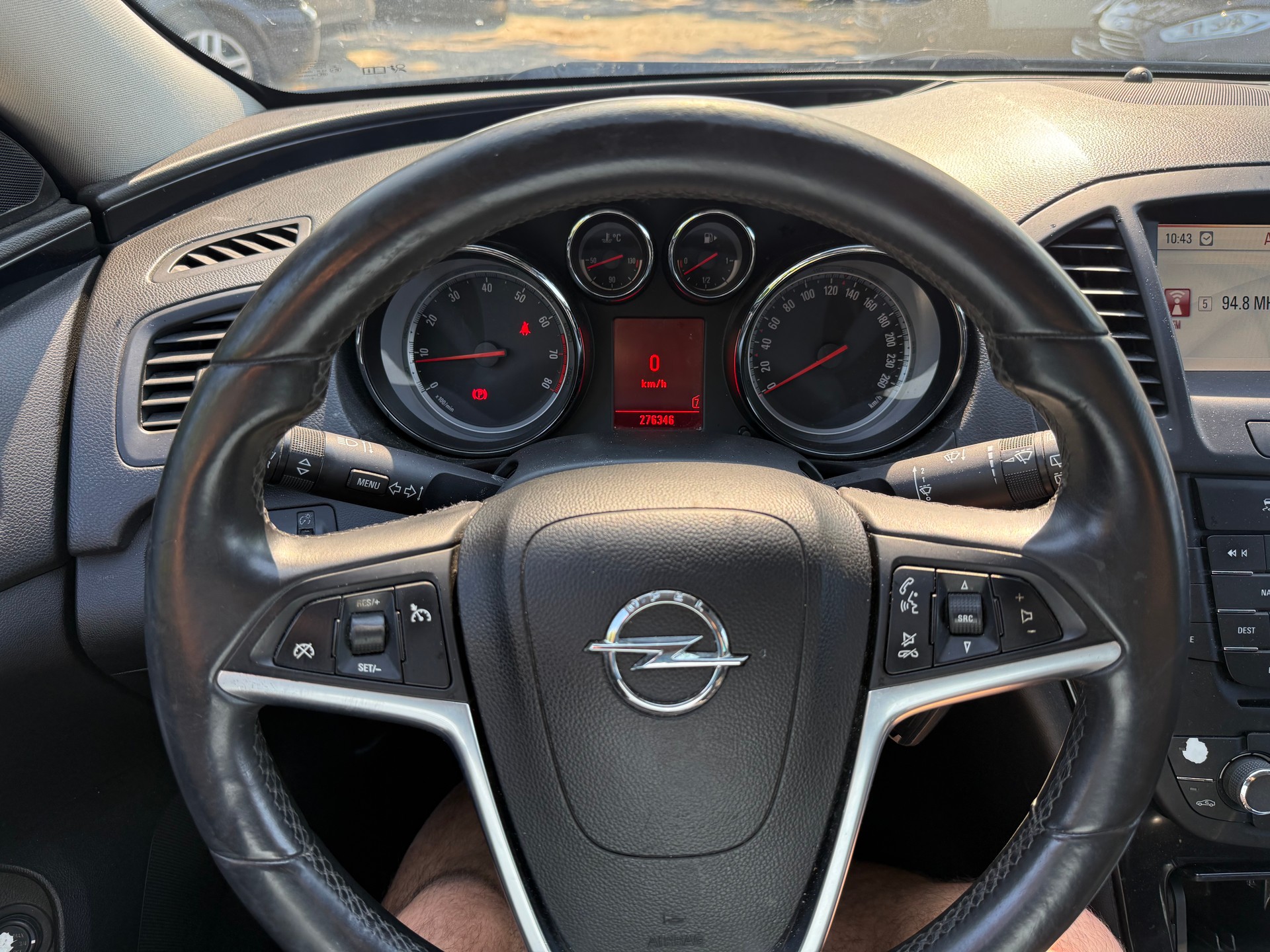 OPEL Insignia Sports Tourer 1.6 Turbo Cosmo-image-11