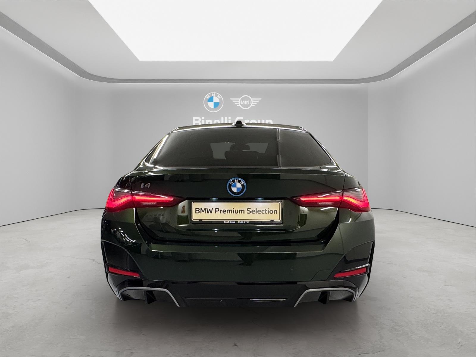 BMW i4 M50-showroom-element-3
