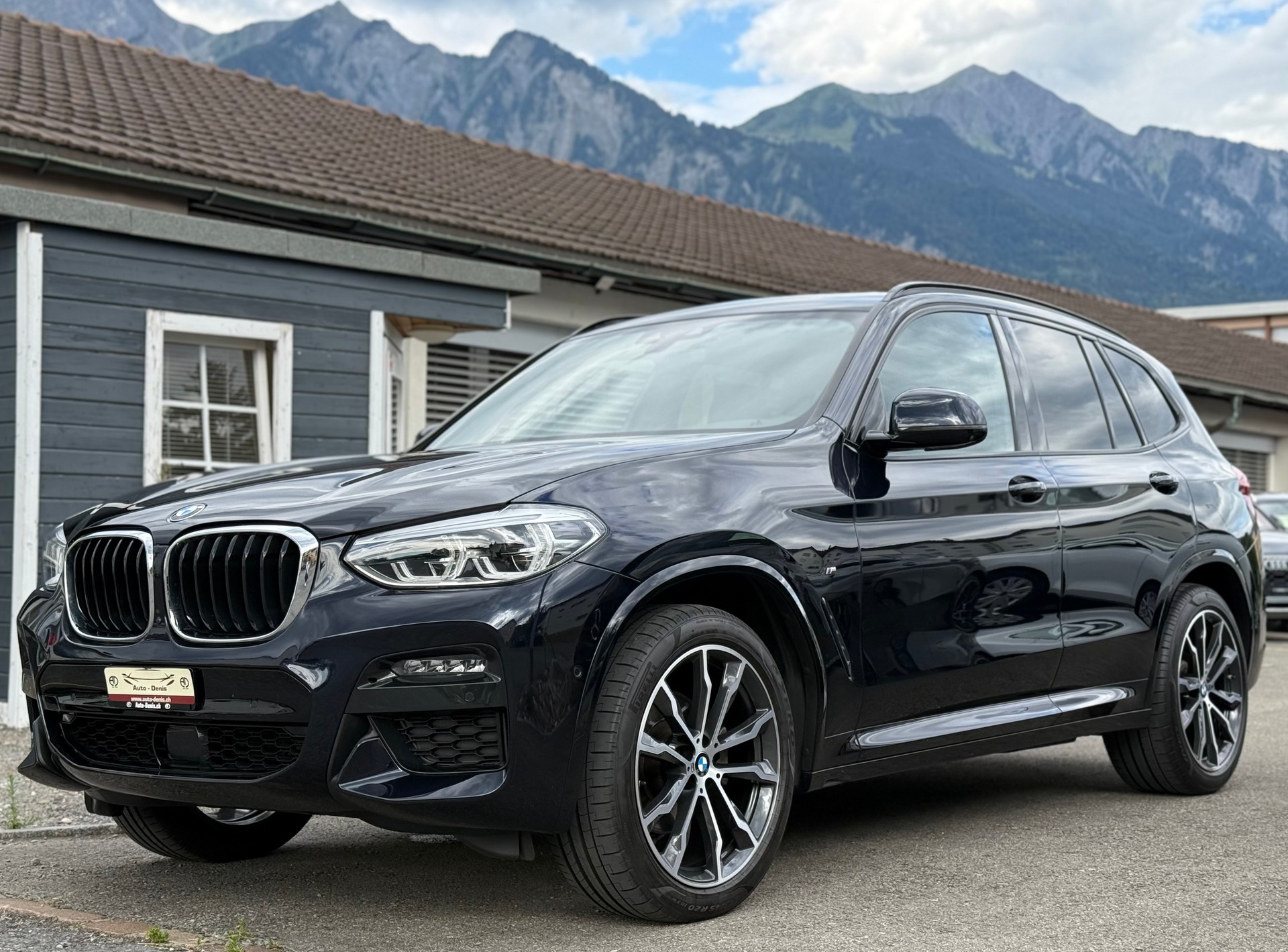 BMW X3 20d xDrive paddles *Traumausstattung*-image-0