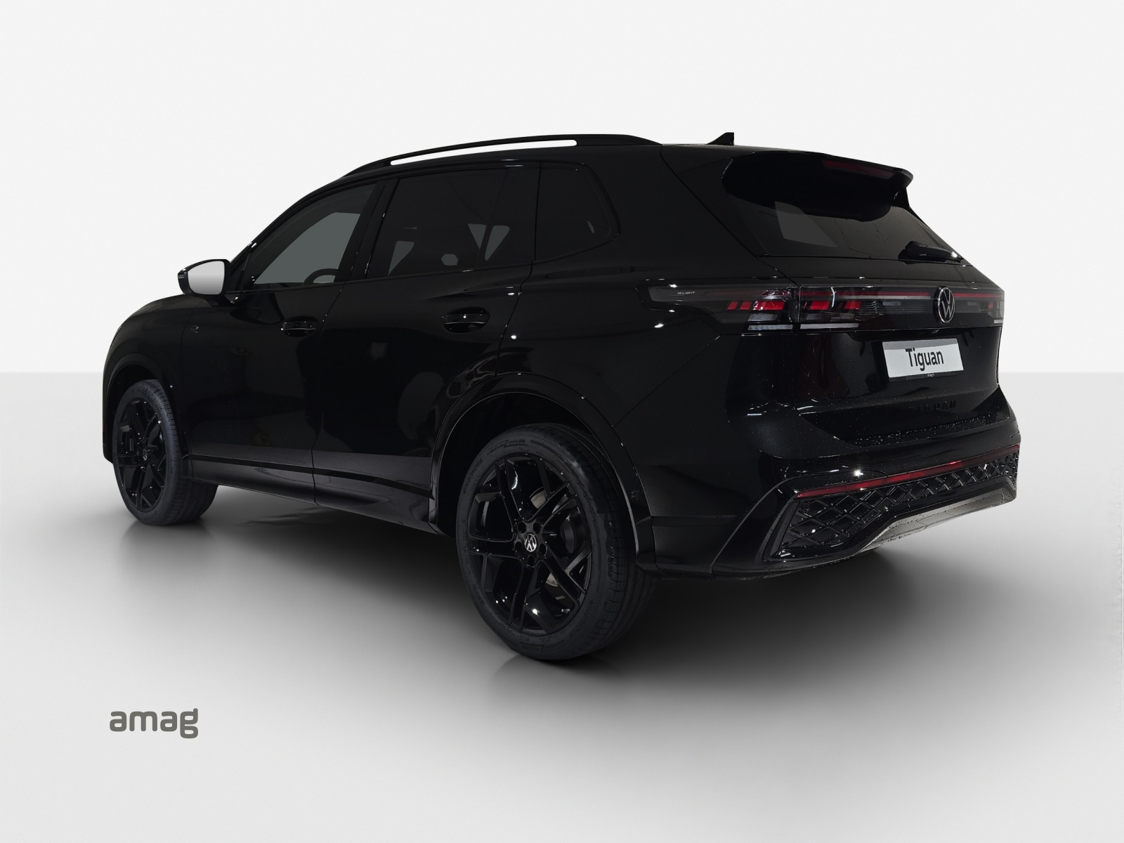 VW Tiguan 2.0 TSI DSG R-Line 4Motion-showroom-element-2