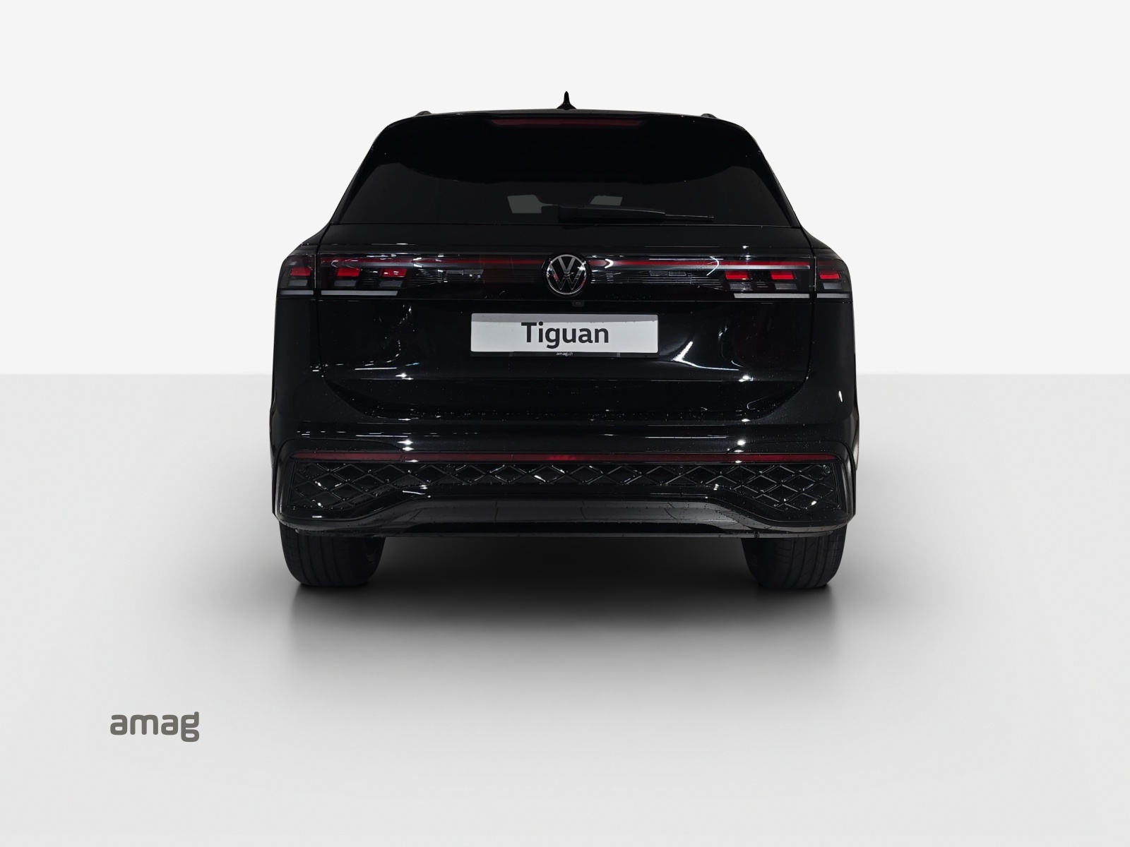VW Tiguan 2.0 TSI DSG R-Line 4Motion-showroom-element-3