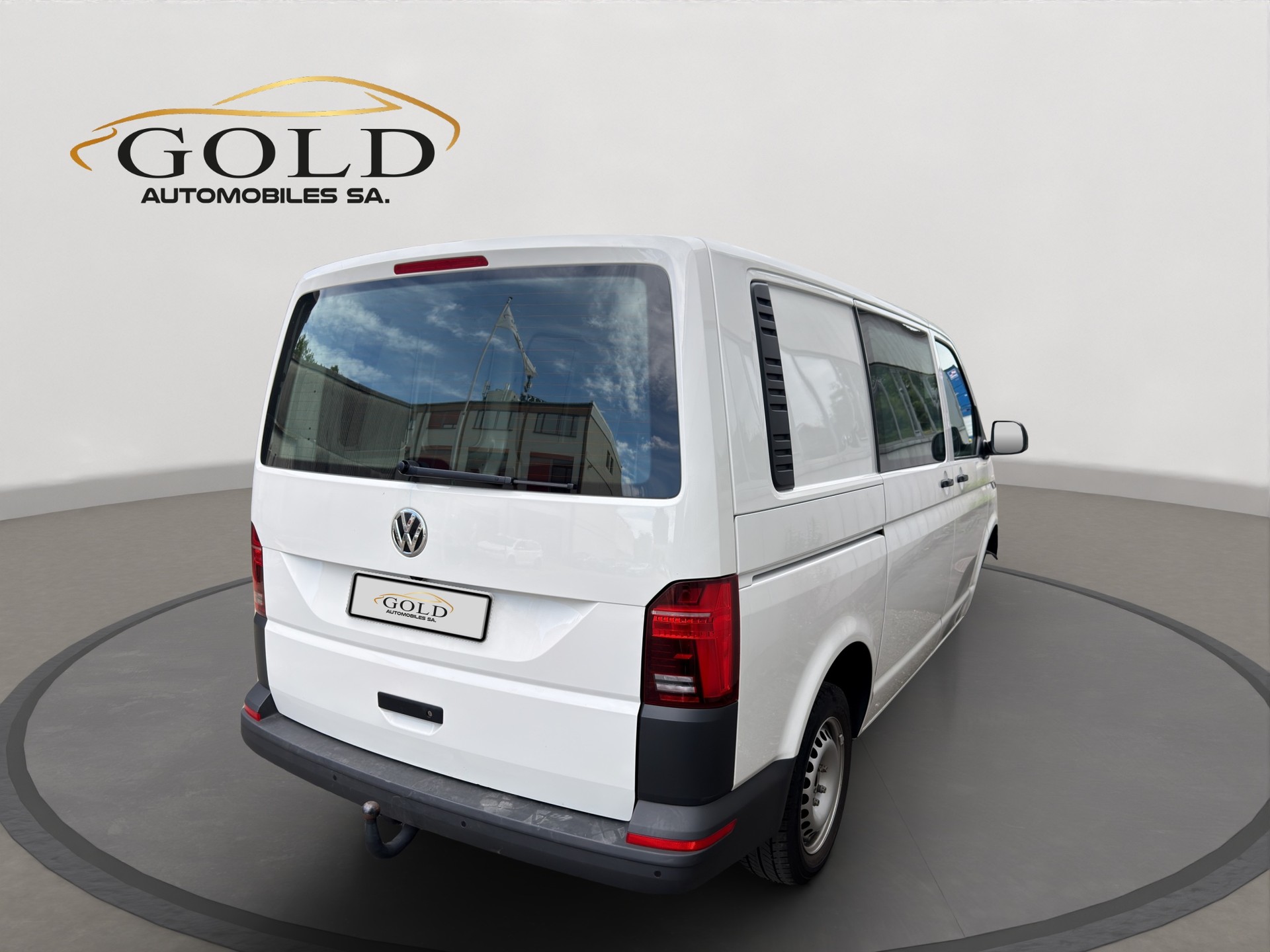 VW T6.1 2.0 TDI-image-1