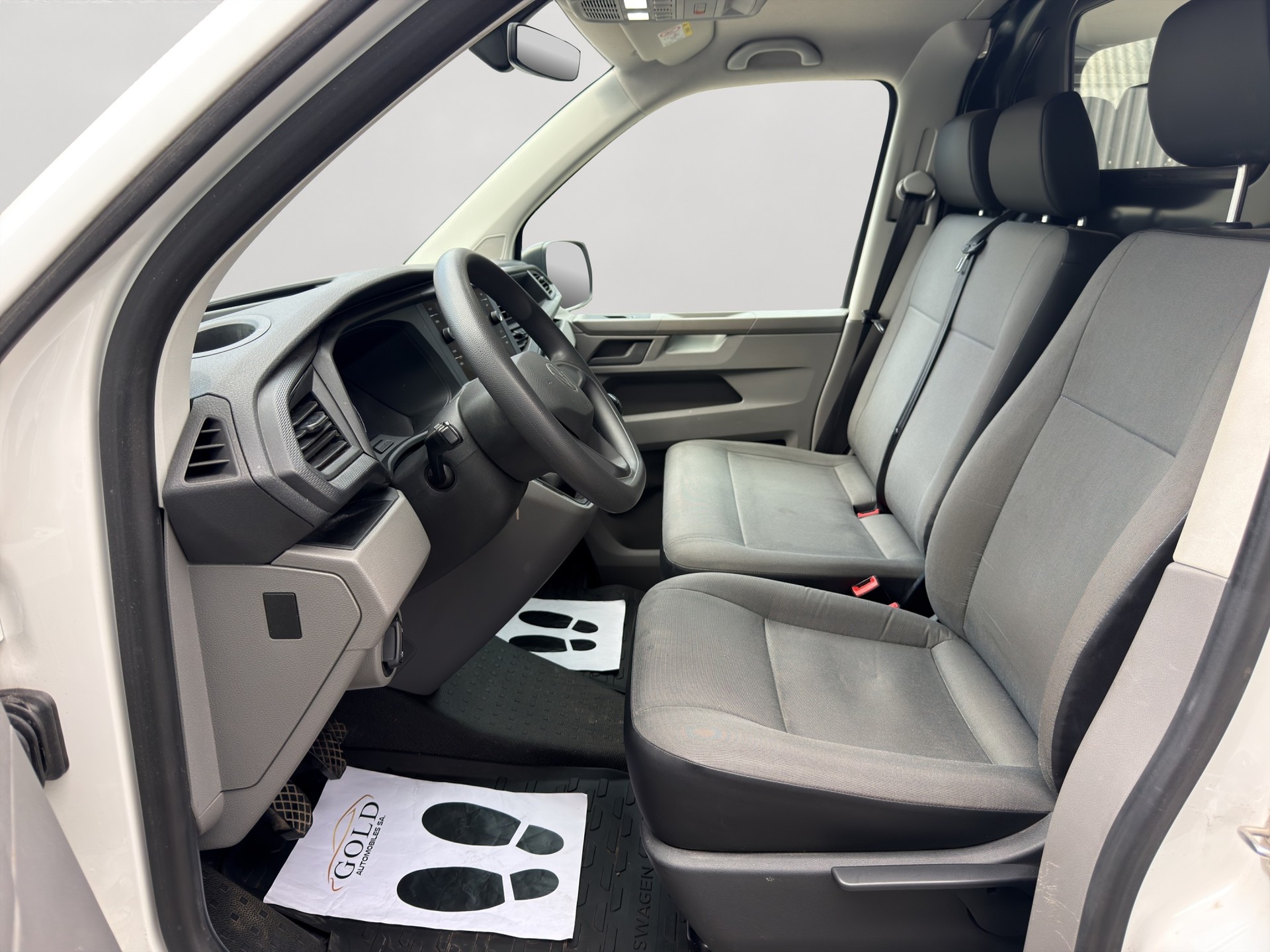 VW T6.1 2.0 TDI-image-2