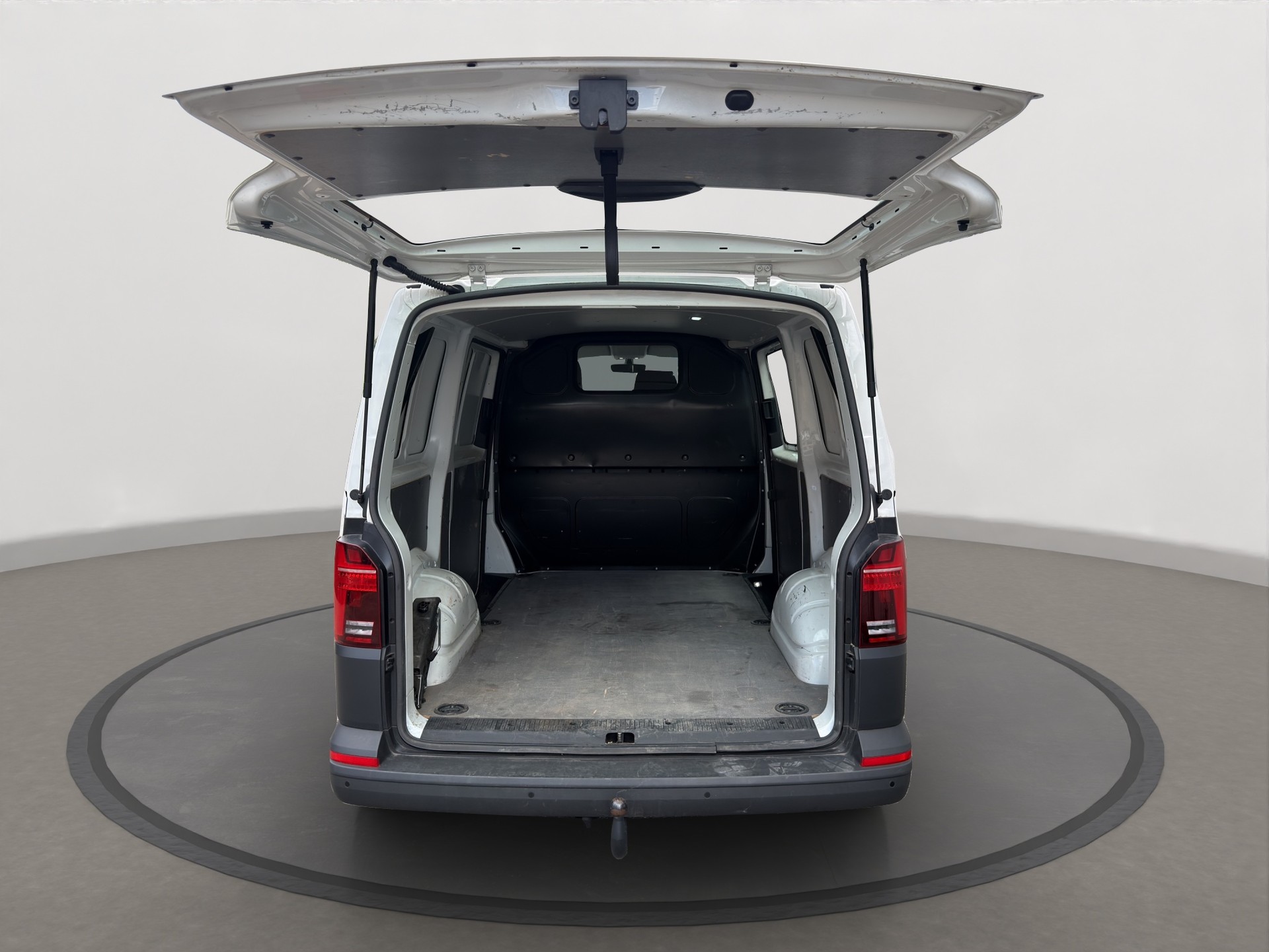 VW T6.1 2.0 TDI-image-14