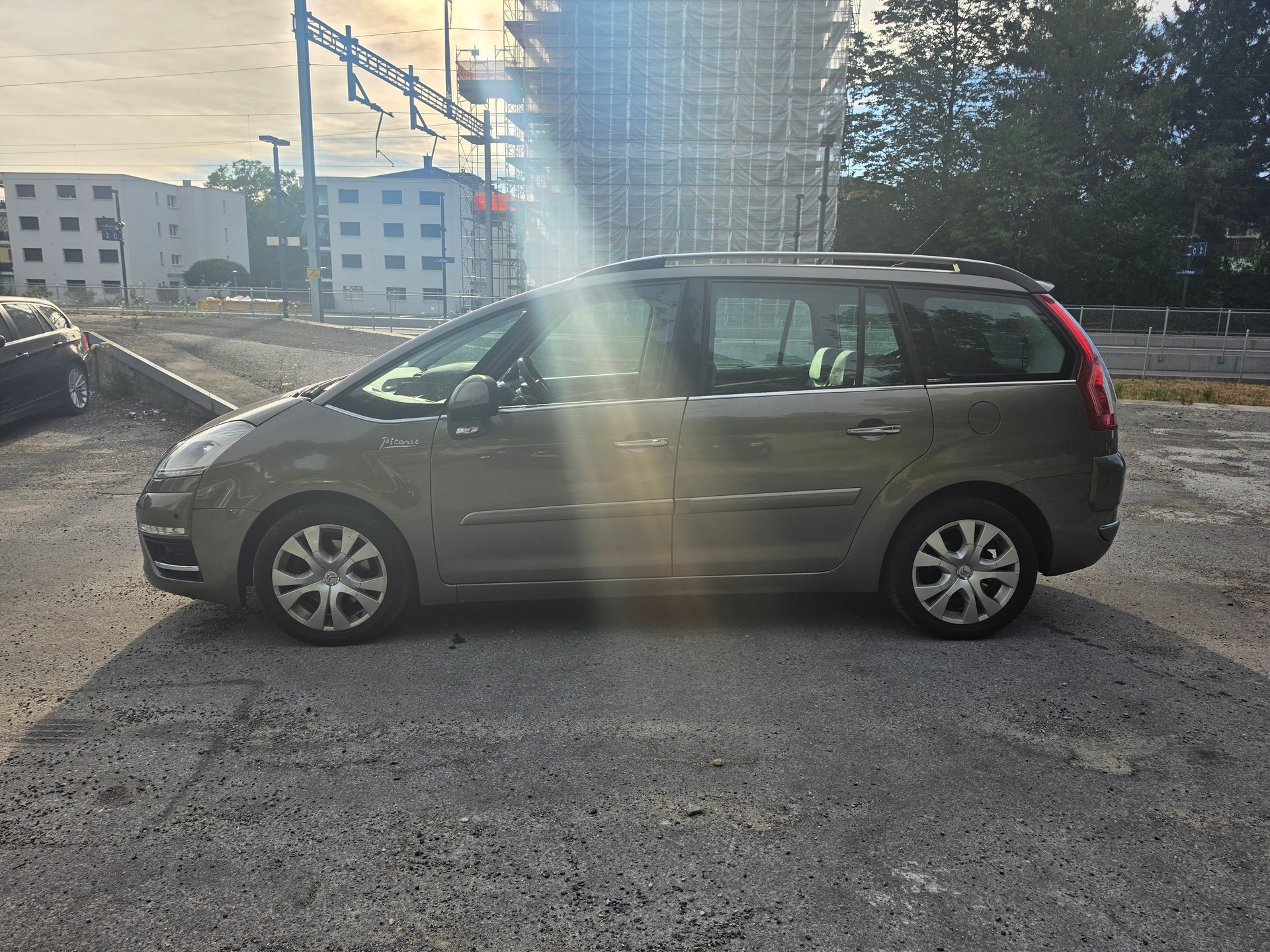 CITROEN Grand C4 Picasso 1.6i 16V Turbo Exclusive BMP6-image-5