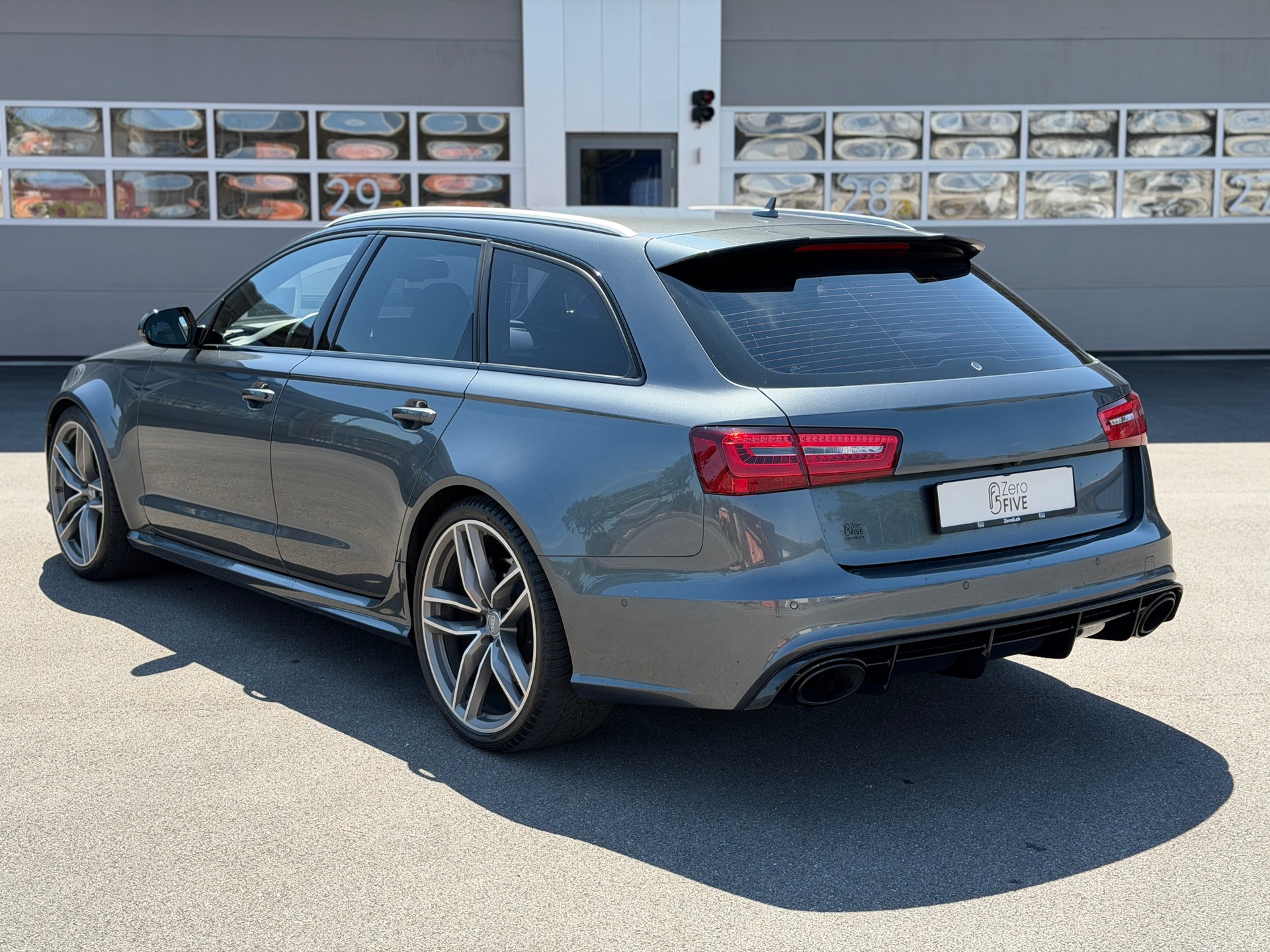 AUDI RS6 Avant 4.0 TFSI V8 quattro Tiptronic-image-3