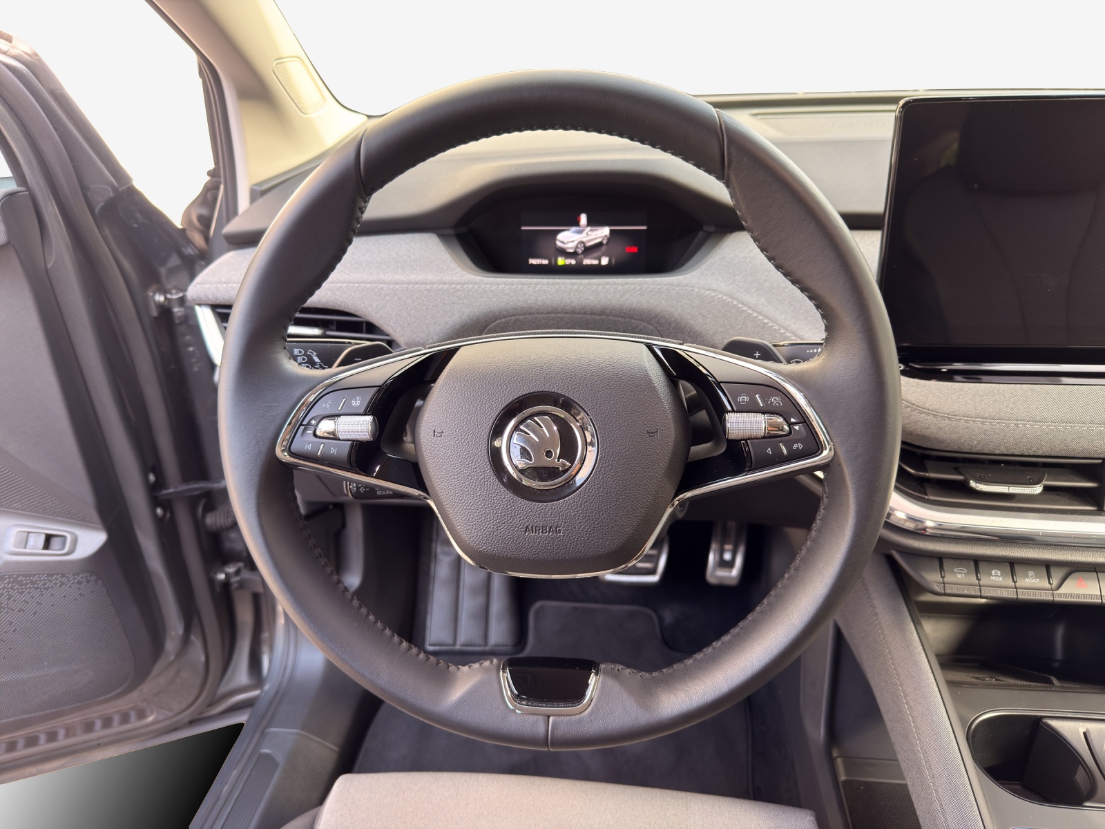 SKODA Enyaq iV 80-image-10