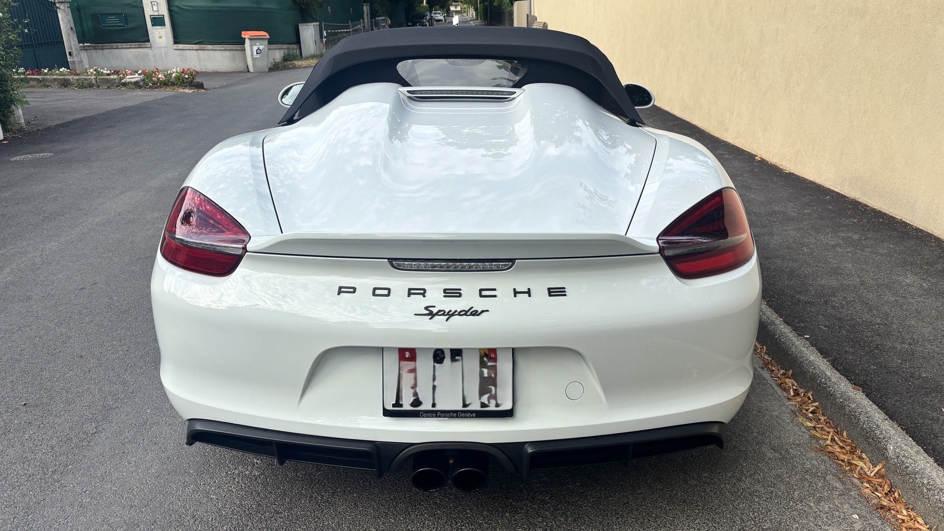 PORSCHE 3.8 Spyder-image-13