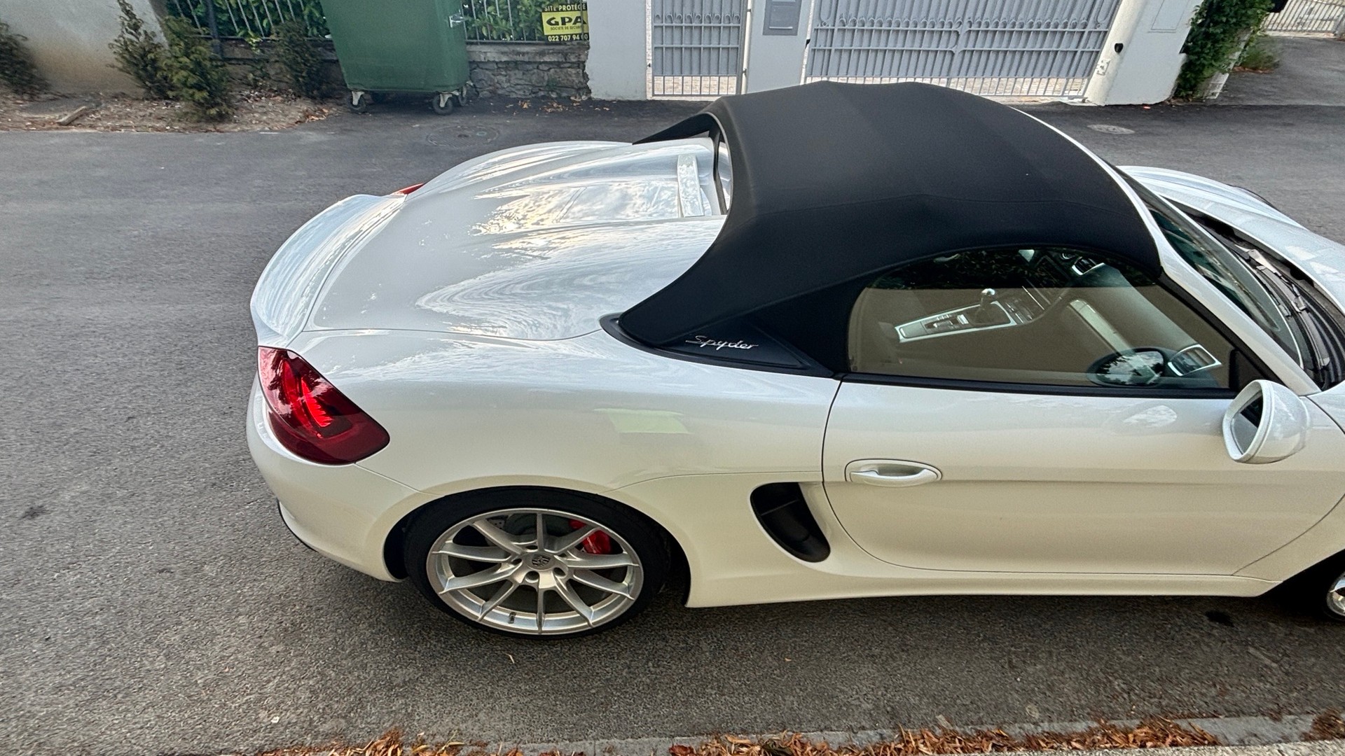 PORSCHE 3.8 Spyder-image-8
