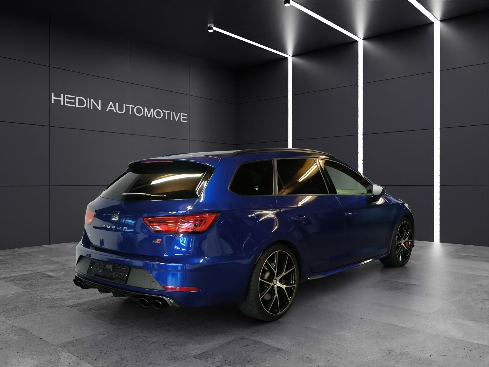 SEAT Leon ST 2.0 TSI 300 Cupra 4Drive DSG-image-4