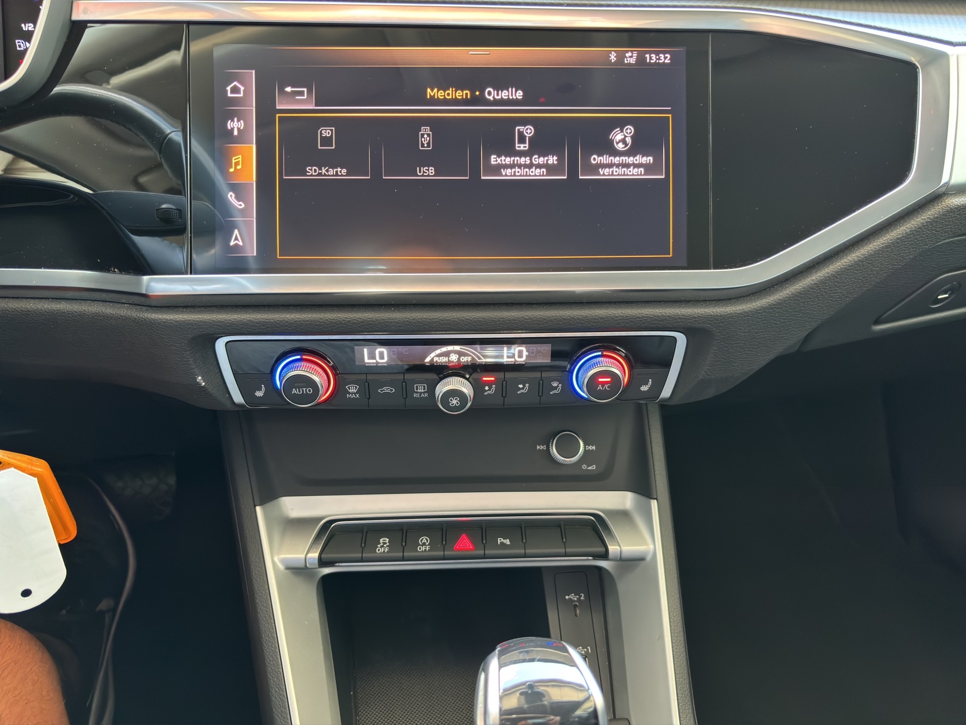 AUDI Q3 35 TFSI advanced S-tronic-image-27