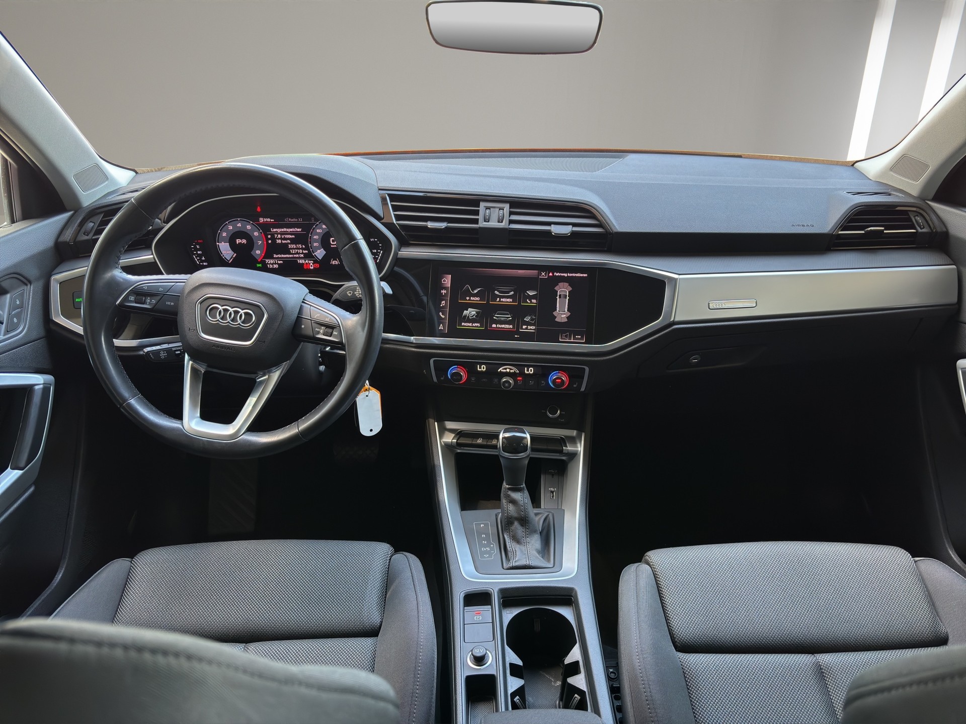 AUDI Q3 35 TFSI advanced S-tronic-image-13