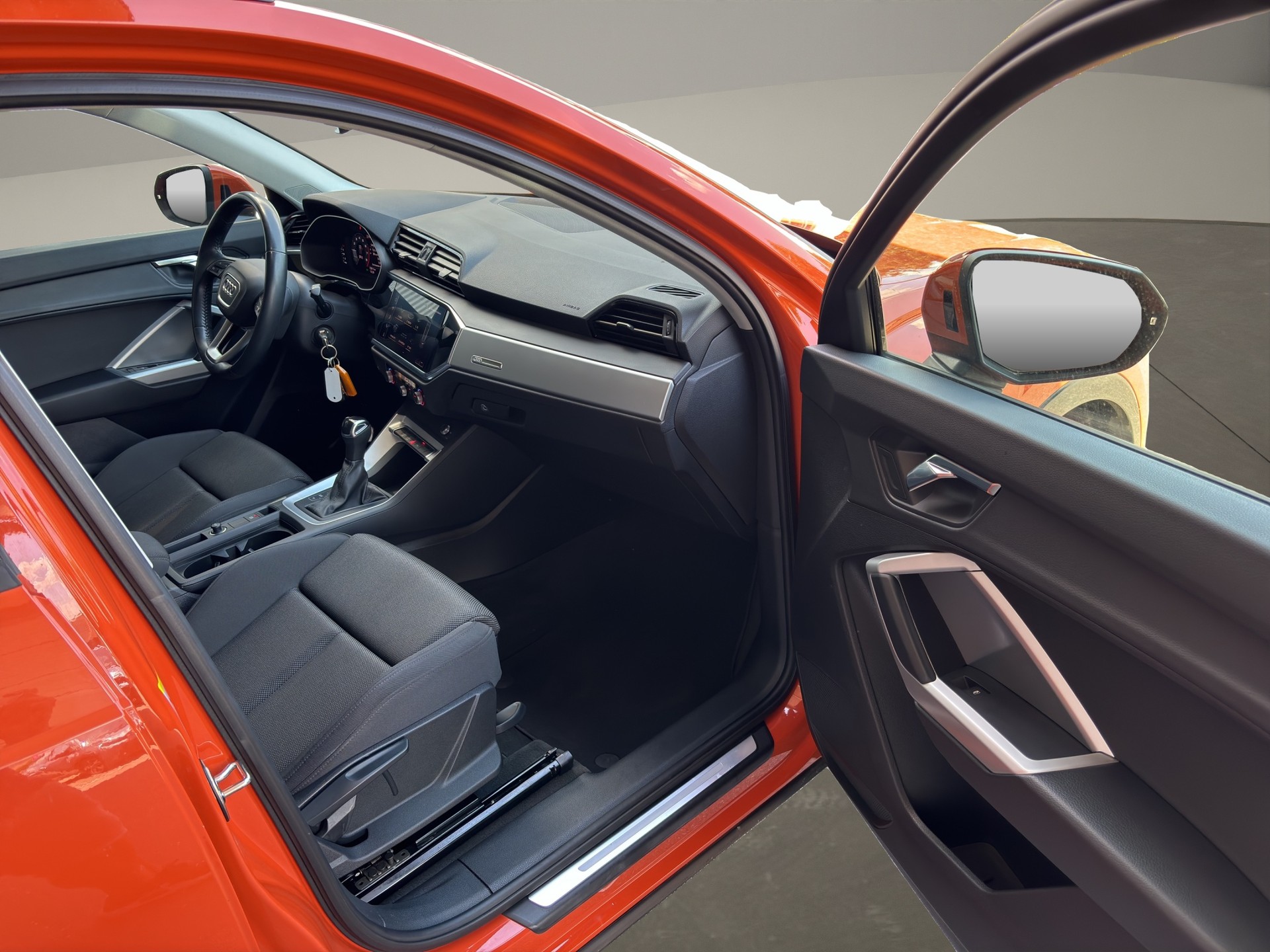 AUDI Q3 35 TFSI advanced S-tronic-image-19