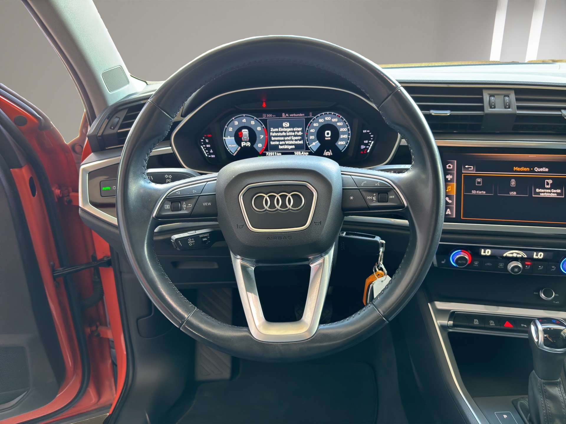 AUDI Q3 35 TFSI advanced S-tronic-image-15