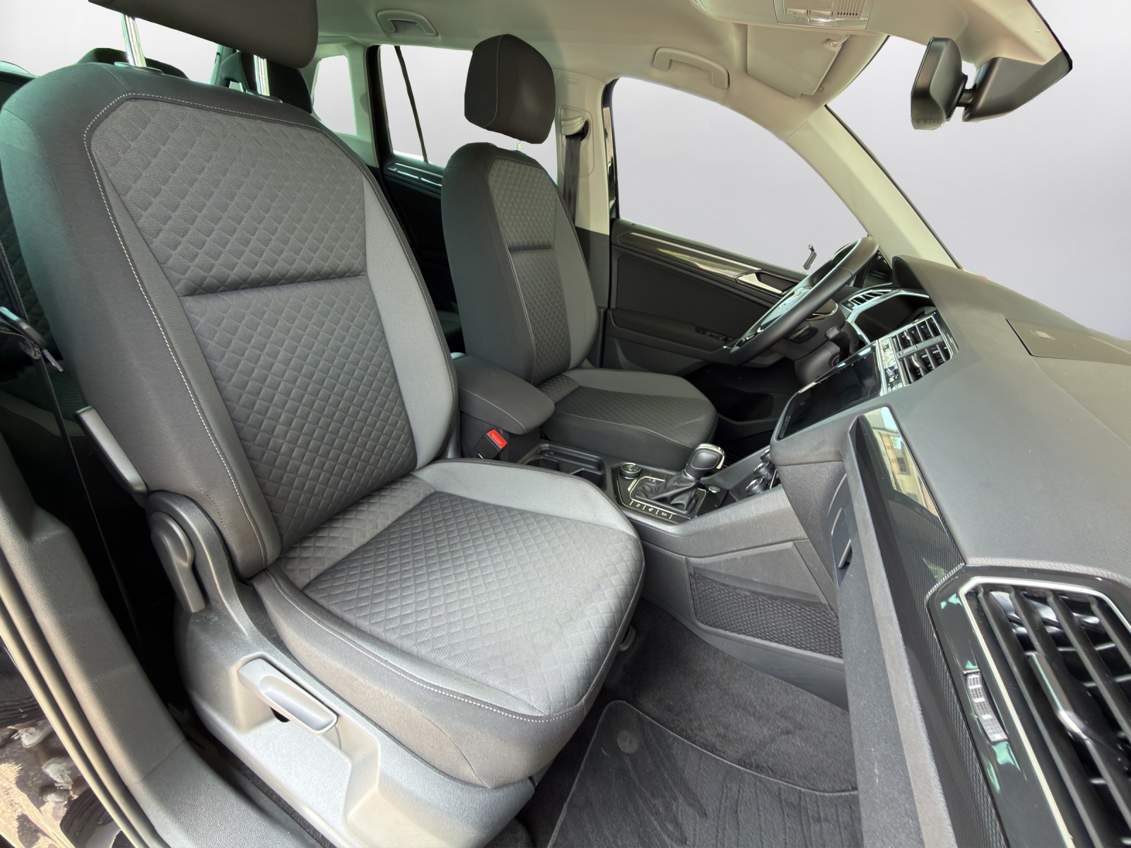 VW Tiguan 1.4TSI Comfortline 4Motion DSG-image-9