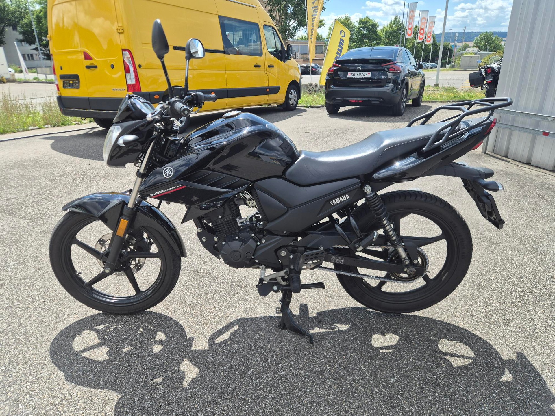 YAMAHA YS 125 UBS-showroom-element-2