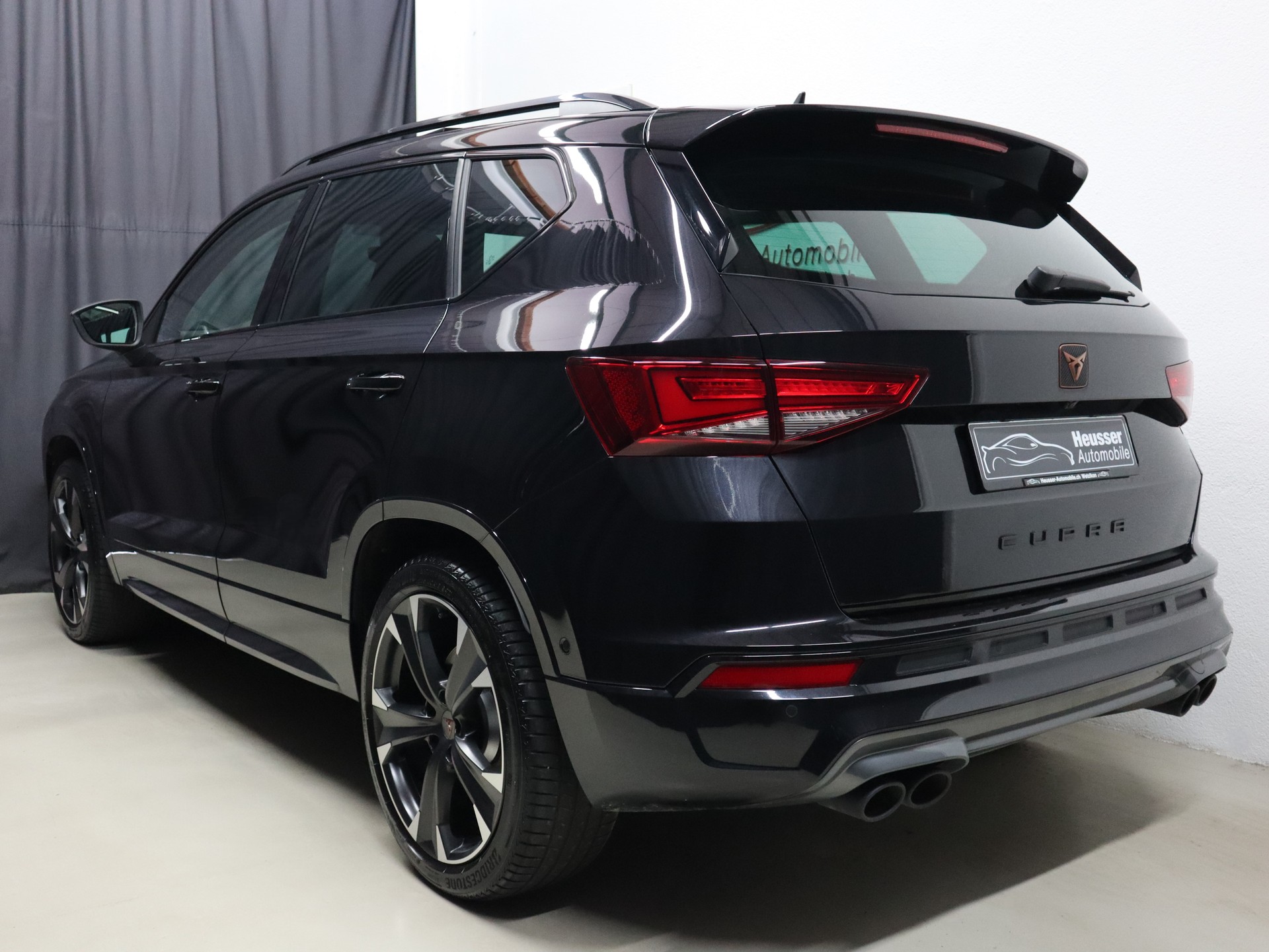 CUPRA Ateca 2.0TSI VZ 4Drive DSG - Panorama - Navi - Beats - Sportsitze - Sitzmemory - 360° Kamera - AHK - 300 PS-image-4